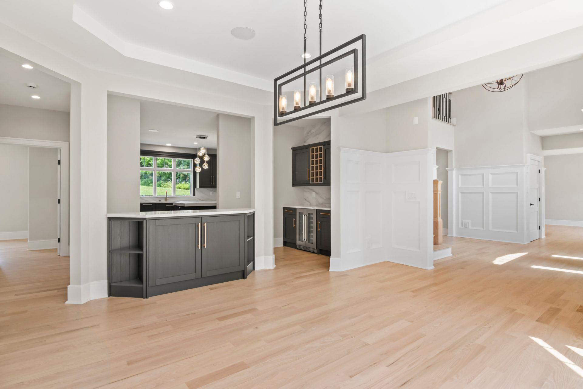 28 Meadow Glen Road, Northport, NY 11768