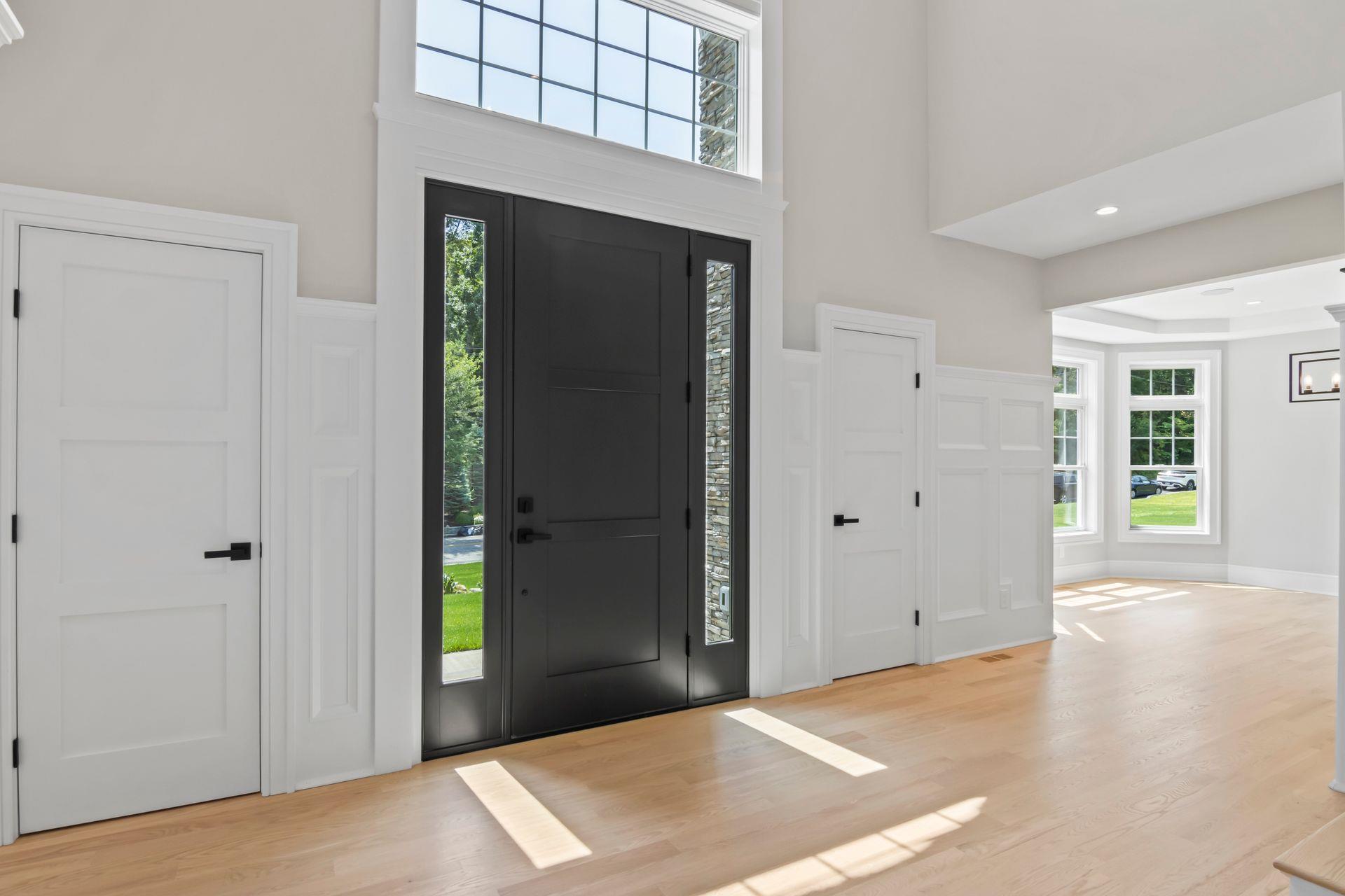 28 Meadow Glen Road, Northport, NY 11768