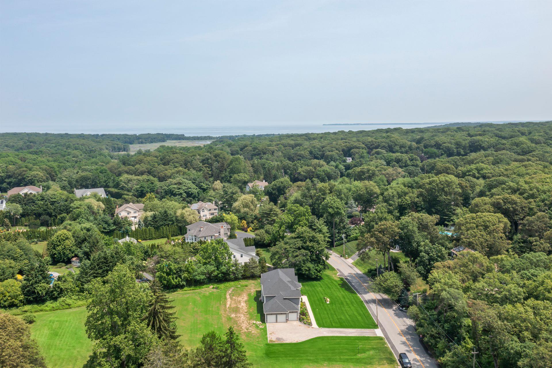 28 Meadow Glen Road, Northport, NY 11768