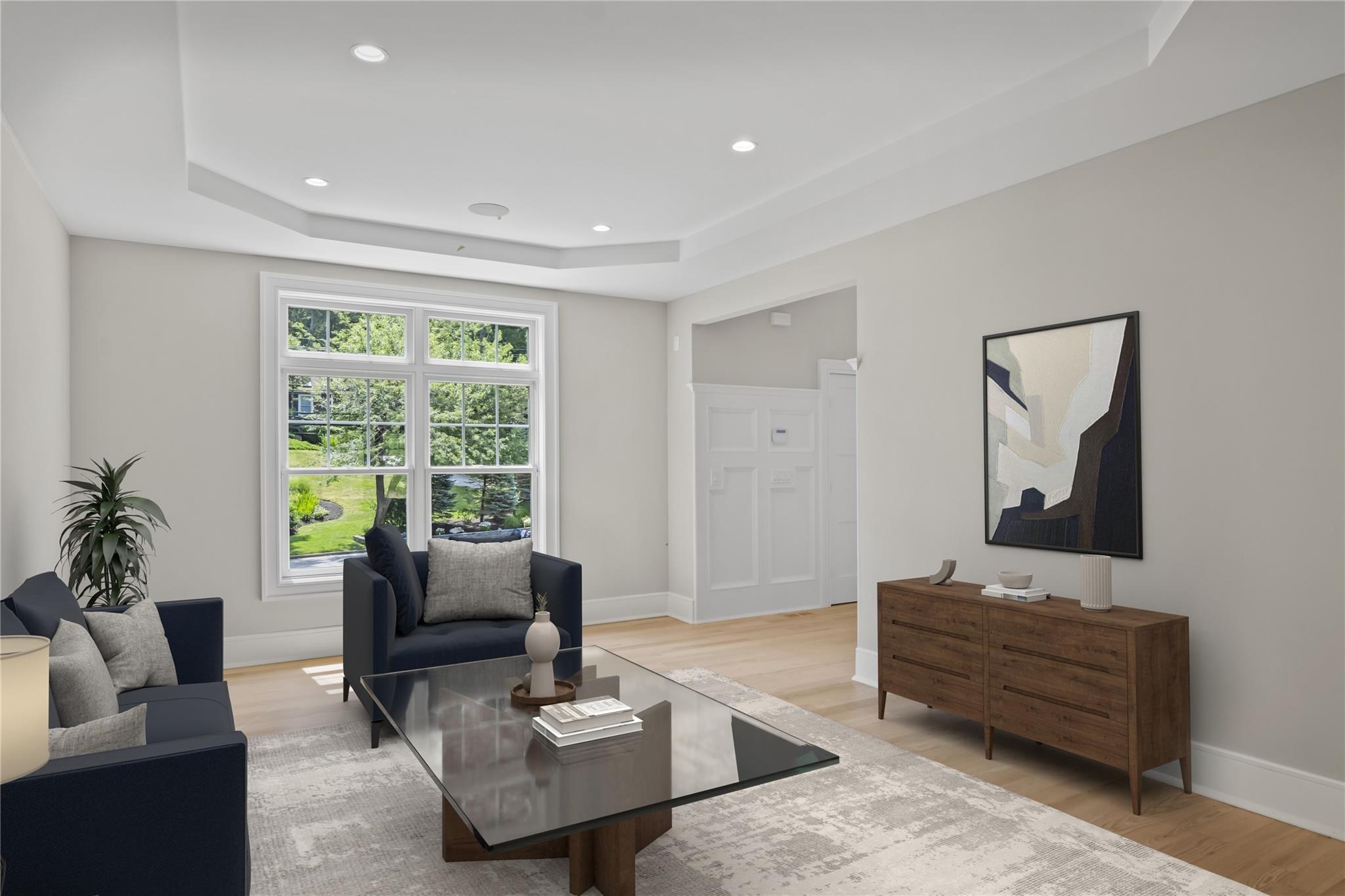 28 Meadow Glen Road, Northport, NY 11768