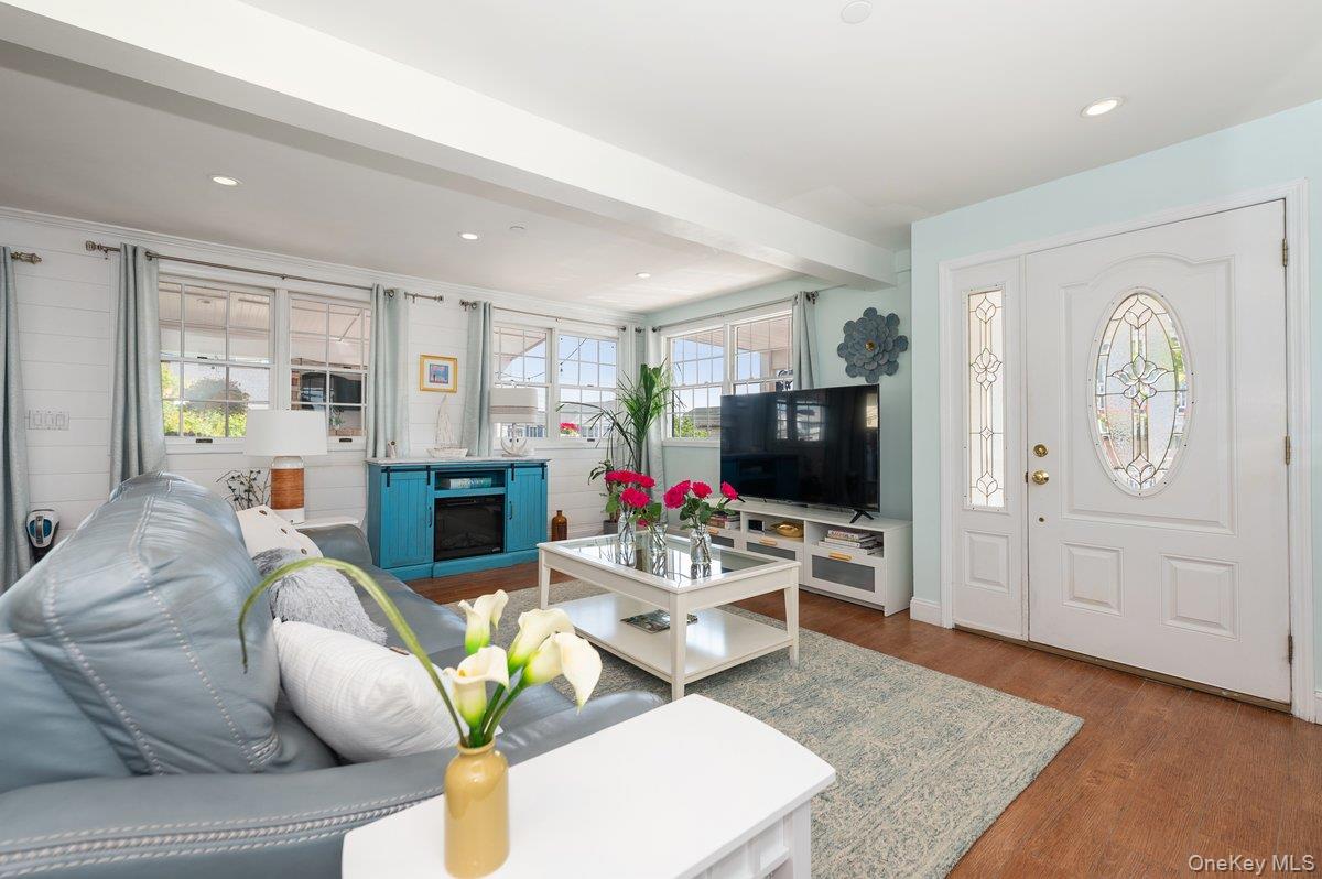 103 Connecticut Avenue, Long Beach, NY 11561