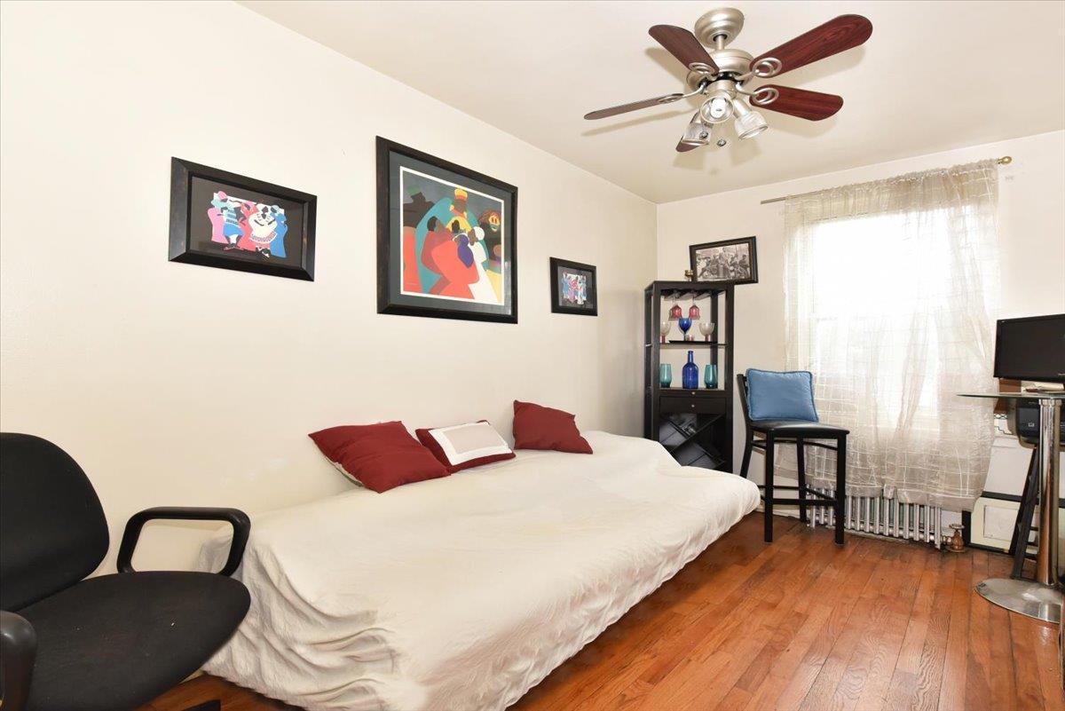 102-35 187th Street, Hollis, NY 11423