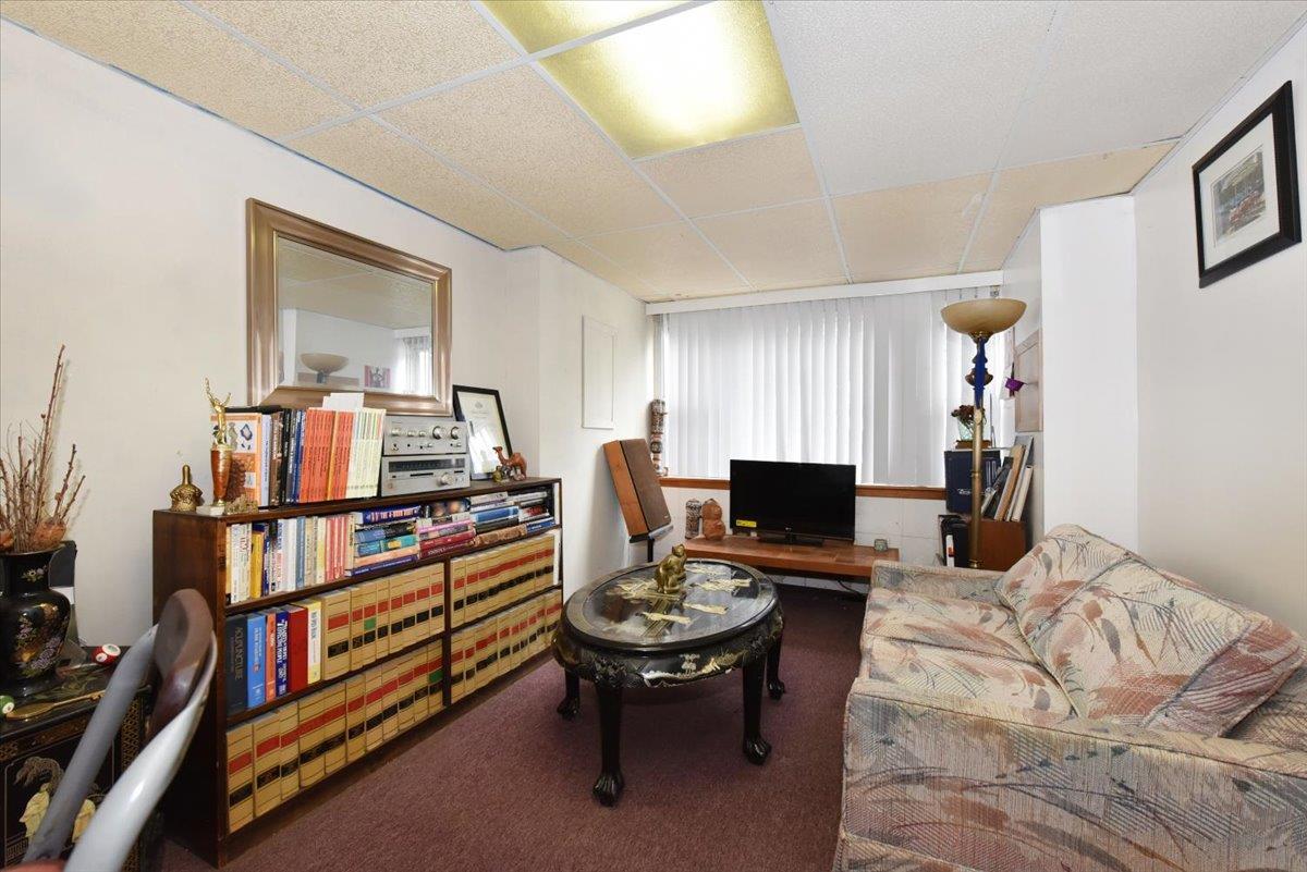 102-35 187th Street, Hollis, NY 11423