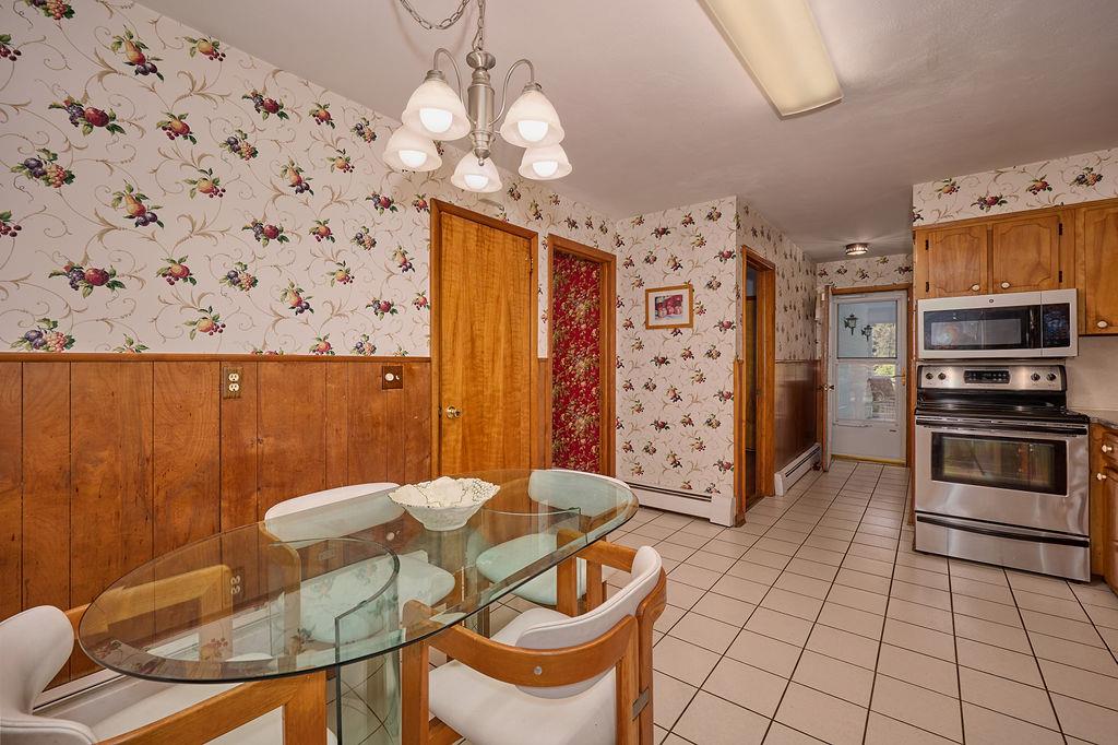 152 Bart Drive, Poughkeepsie, NY 12603