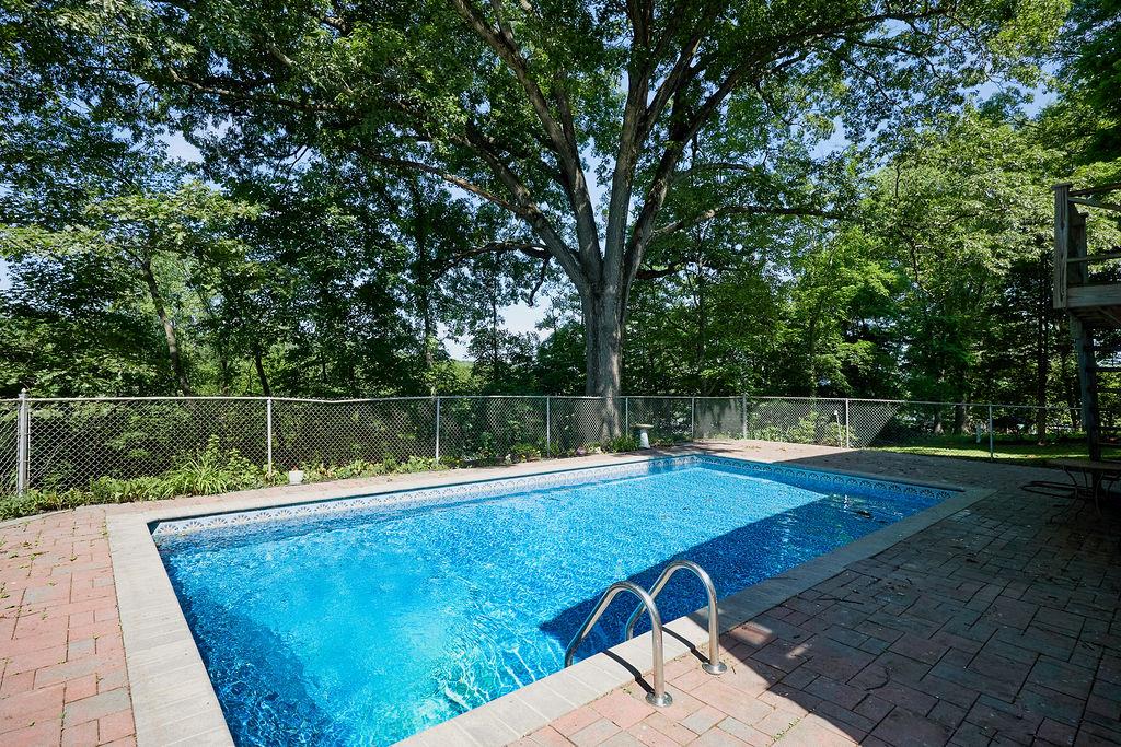 152 Bart Drive, Poughkeepsie, NY 12603