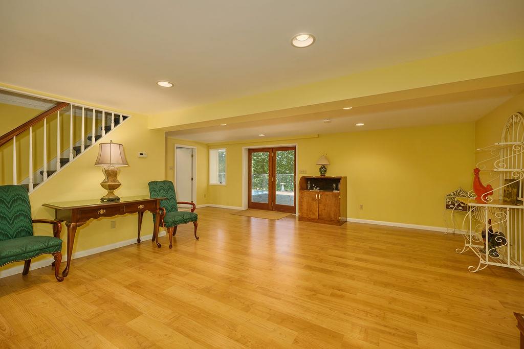 152 Bart Drive, Poughkeepsie, NY 12603