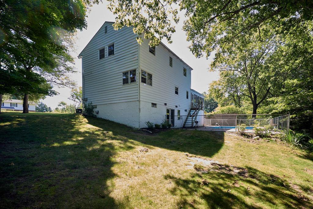 152 Bart Drive, Poughkeepsie, NY 12603