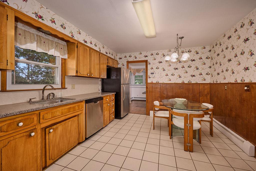 152 Bart Drive, Poughkeepsie, NY 12603