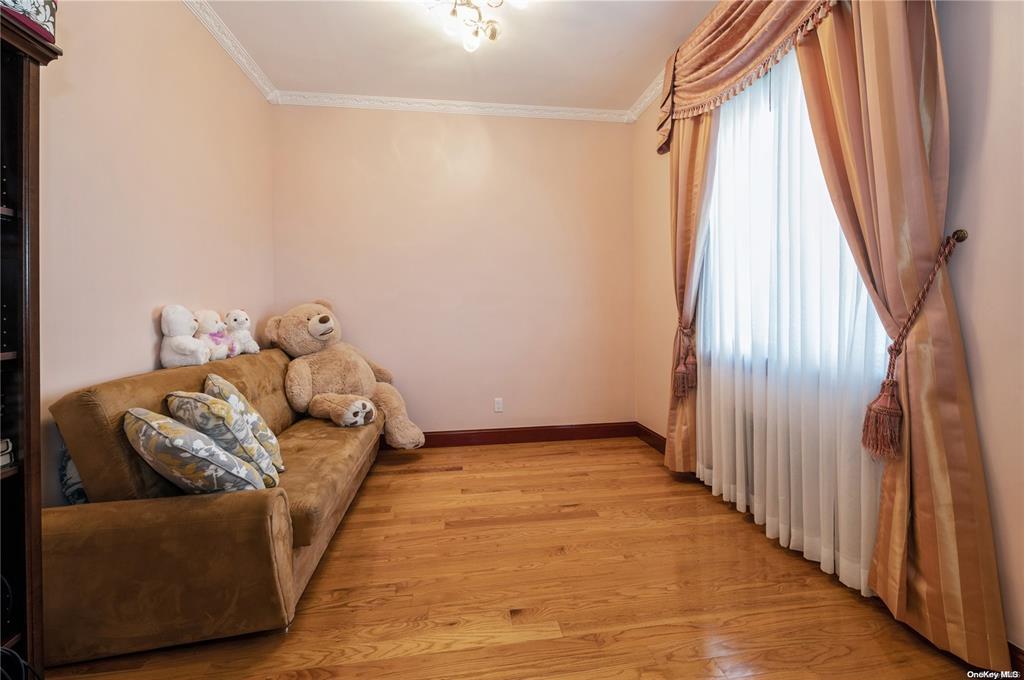 166-21 Goethals Avenue, Jamaica Estates, NY 11432