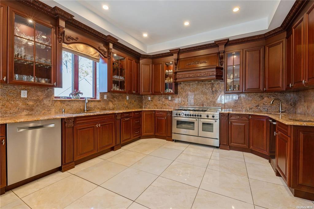 166-21 Goethals Avenue, Jamaica Estates, NY 11432