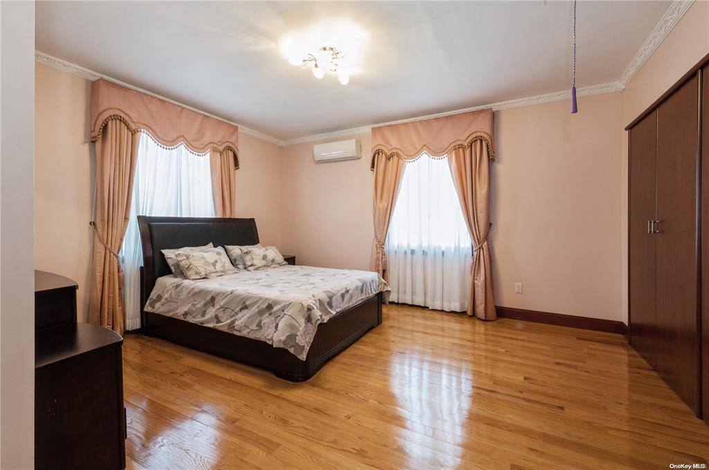 166-21 Goethals Avenue, Jamaica Estates, NY 11432