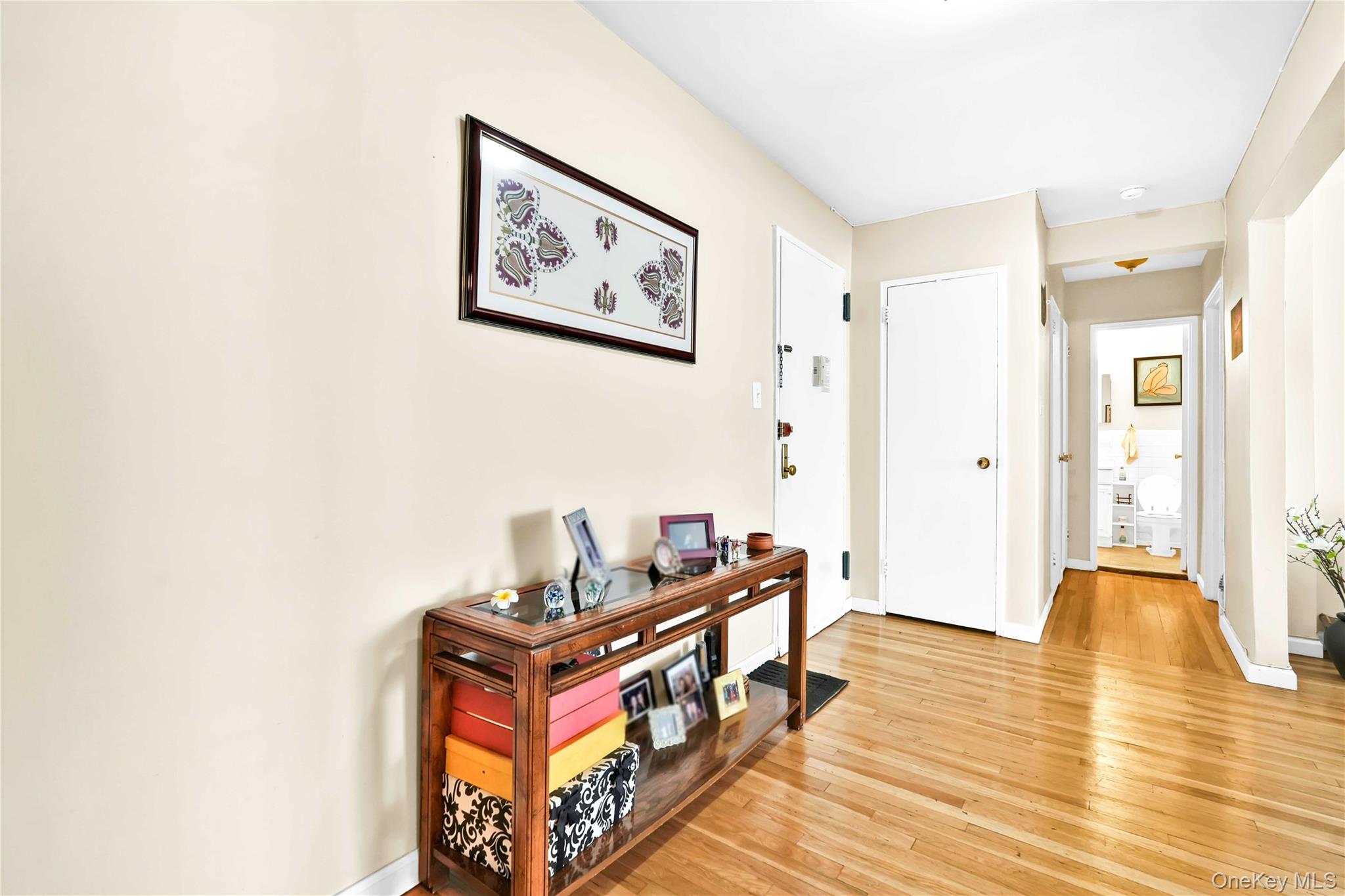 209-10 41 Avenue # 2J, Bayside, NY 11361