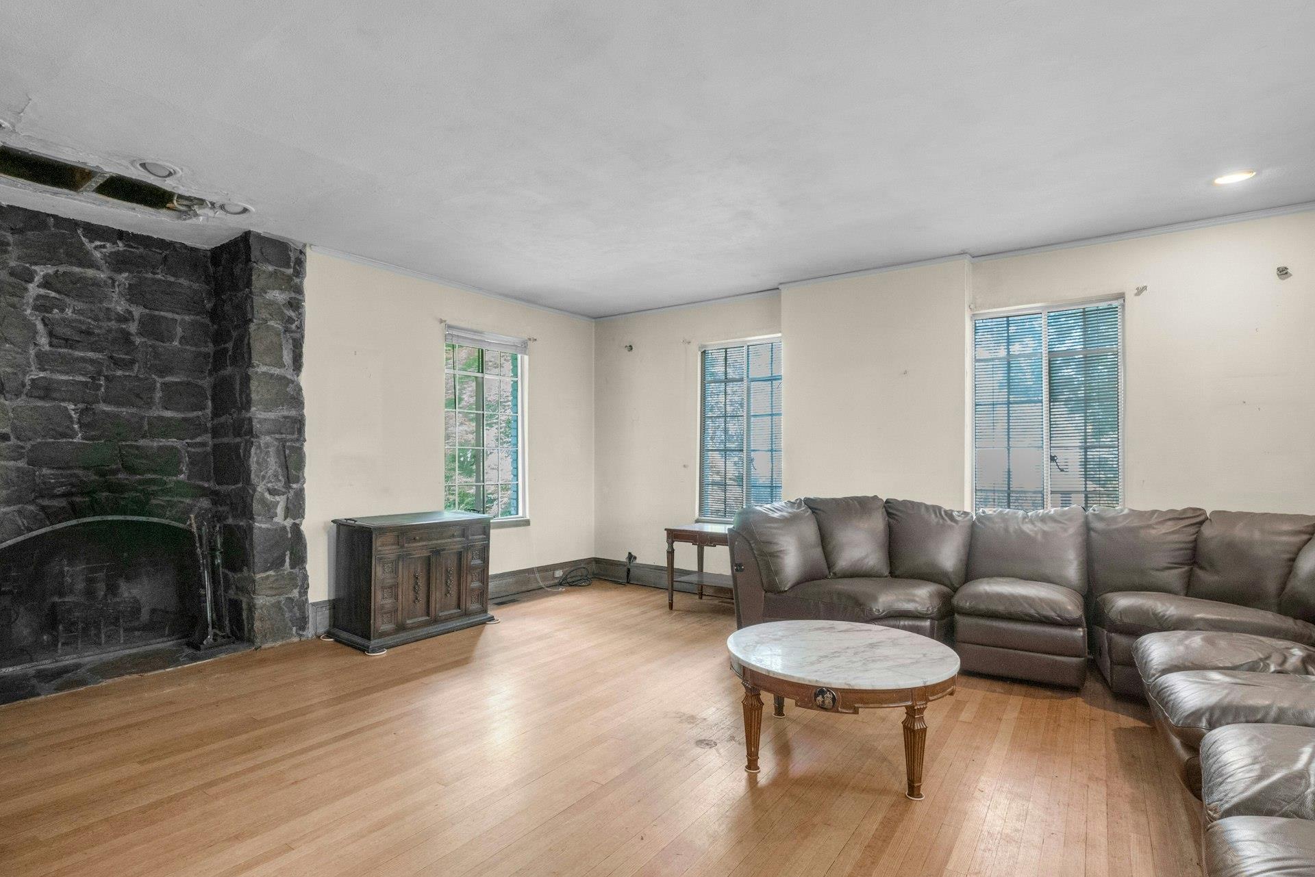 25 Alta Vista Drive, Yonkers, NY 10710