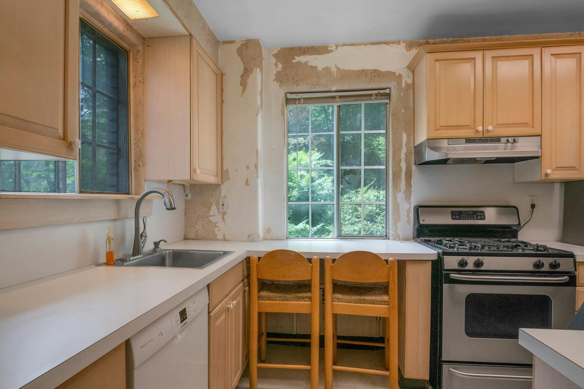 25 Alta Vista Drive, Yonkers, NY 10710