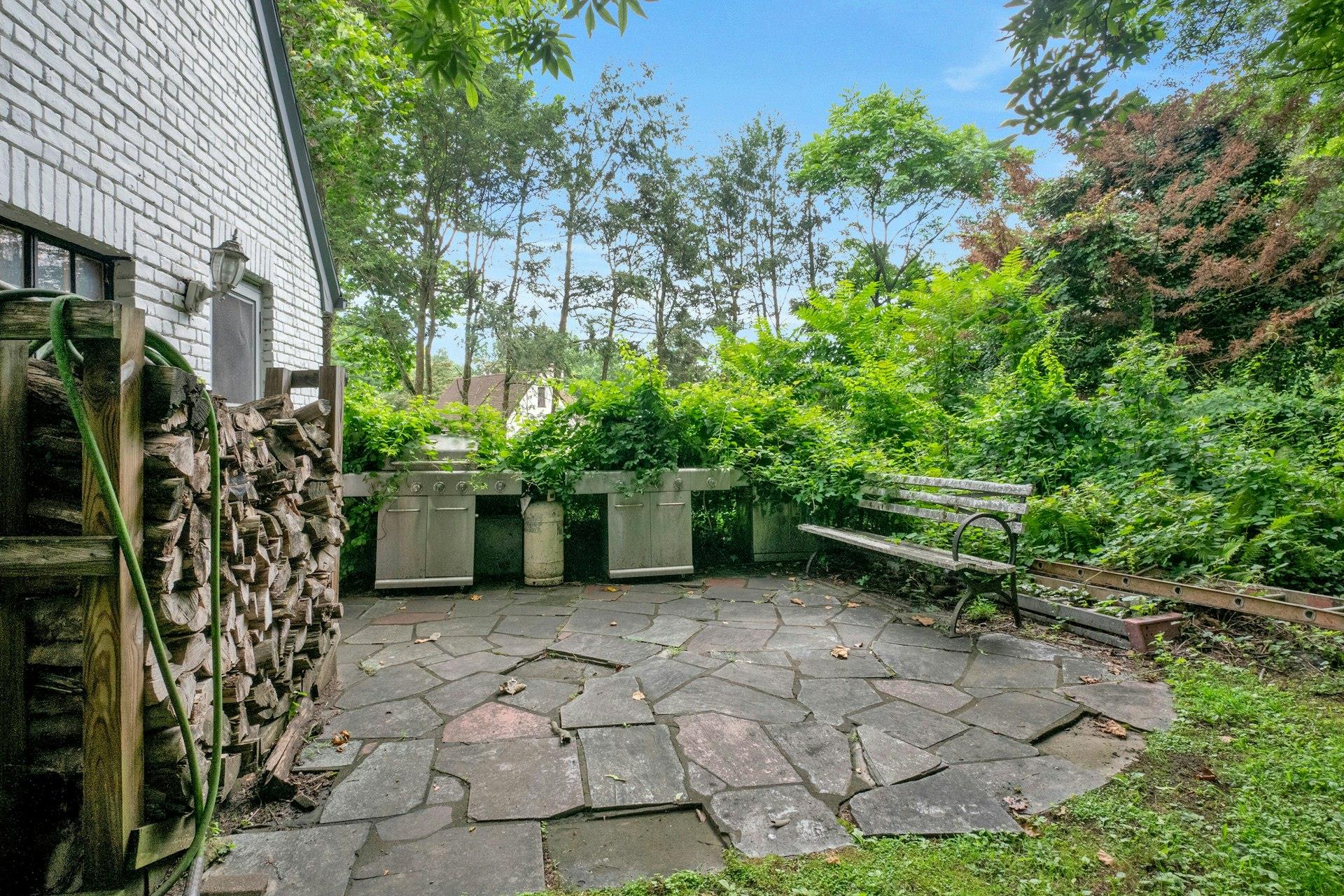 25 Alta Vista Drive, Yonkers, NY 10710