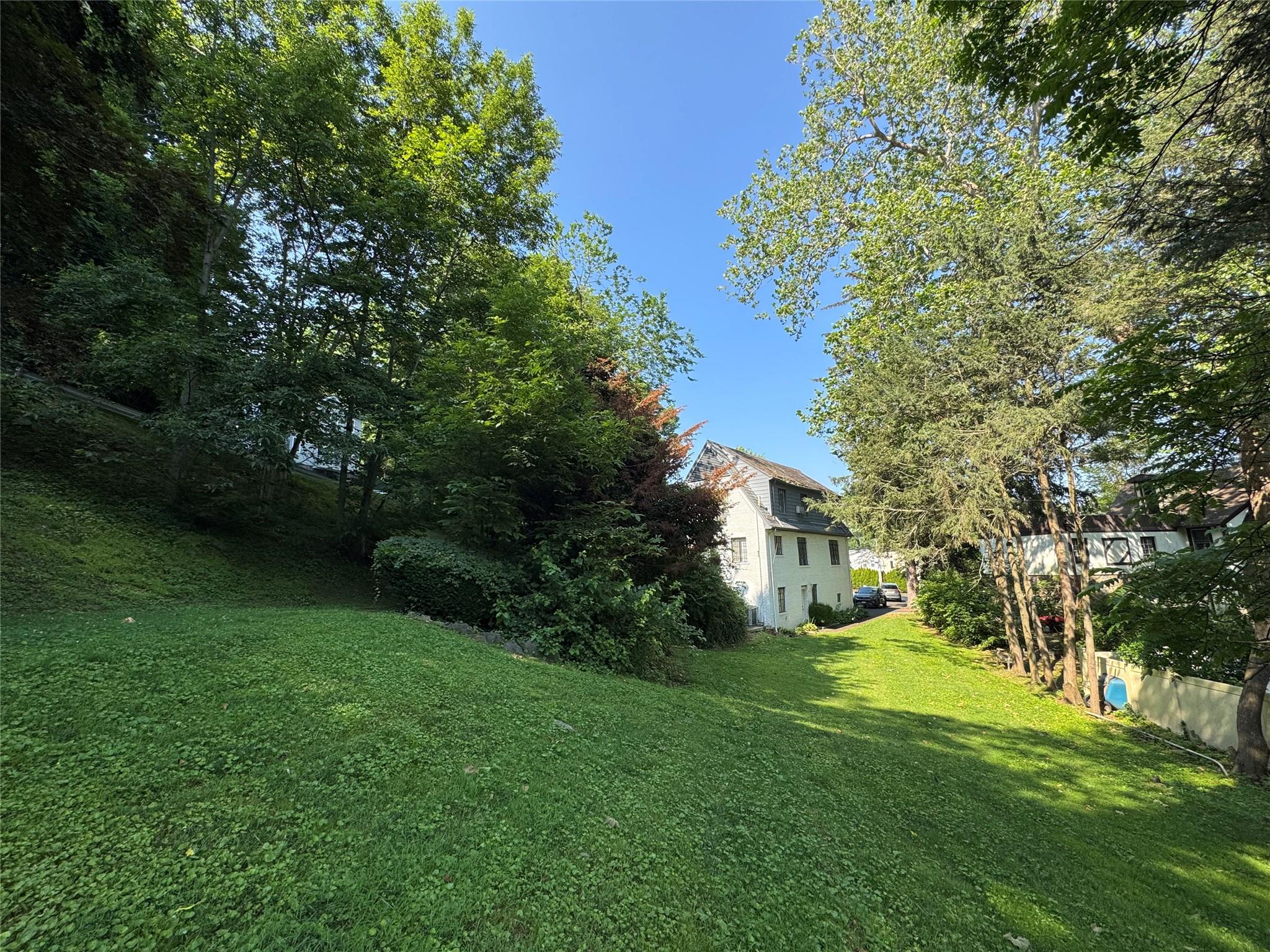 25 Alta Vista Drive, Yonkers, NY 10710