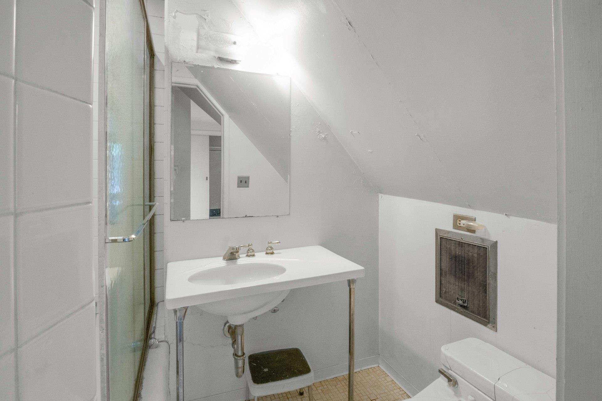 25 Alta Vista Drive, Yonkers, NY 10710