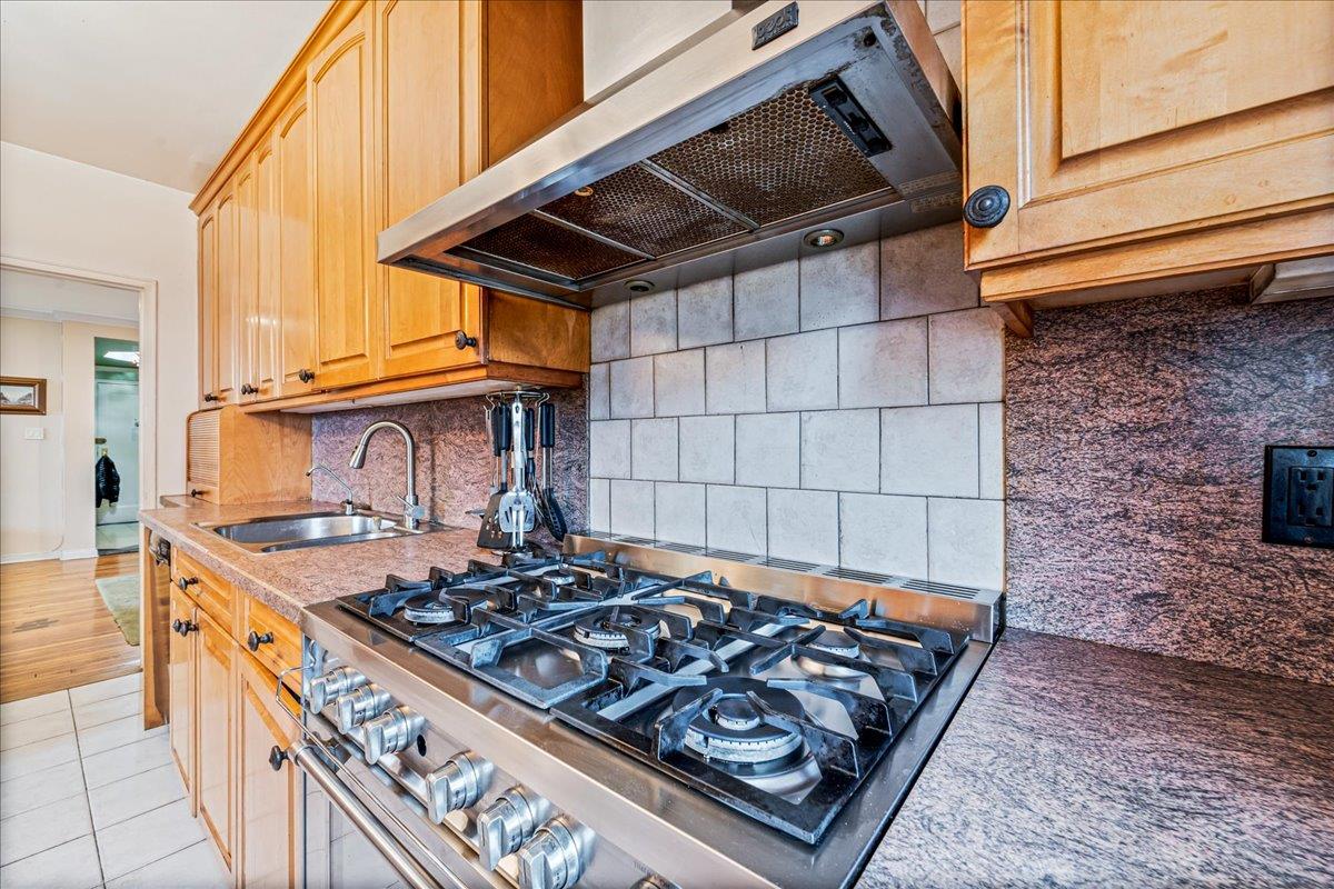 162-41 Powells Cove Boulevard # 4D, Beechhurst, NY 11357