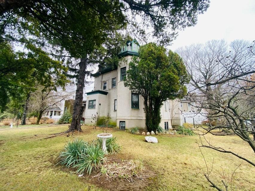 1124-1126 Richmond Terrace, Staten Island, NY 10310
