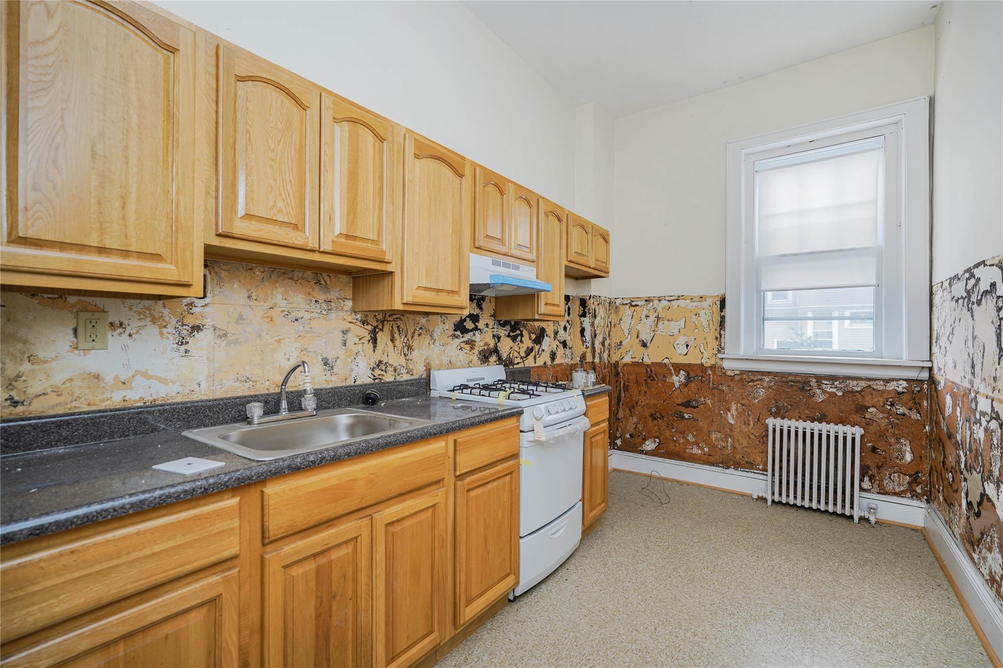 1124-1126 Richmond Terrace, Staten Island, NY 10310