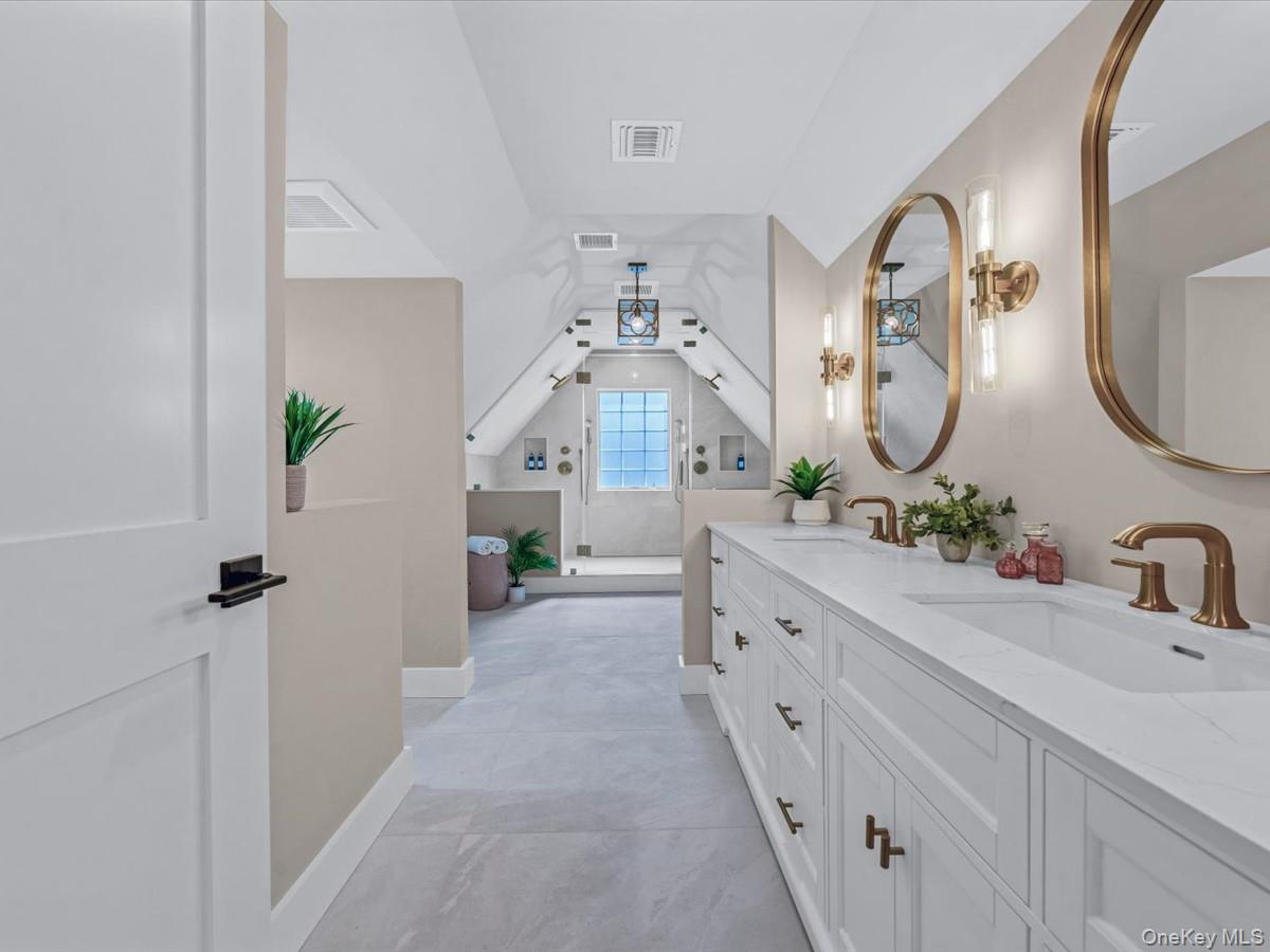 236 Stewart Avenue, Garden City, NY 11530