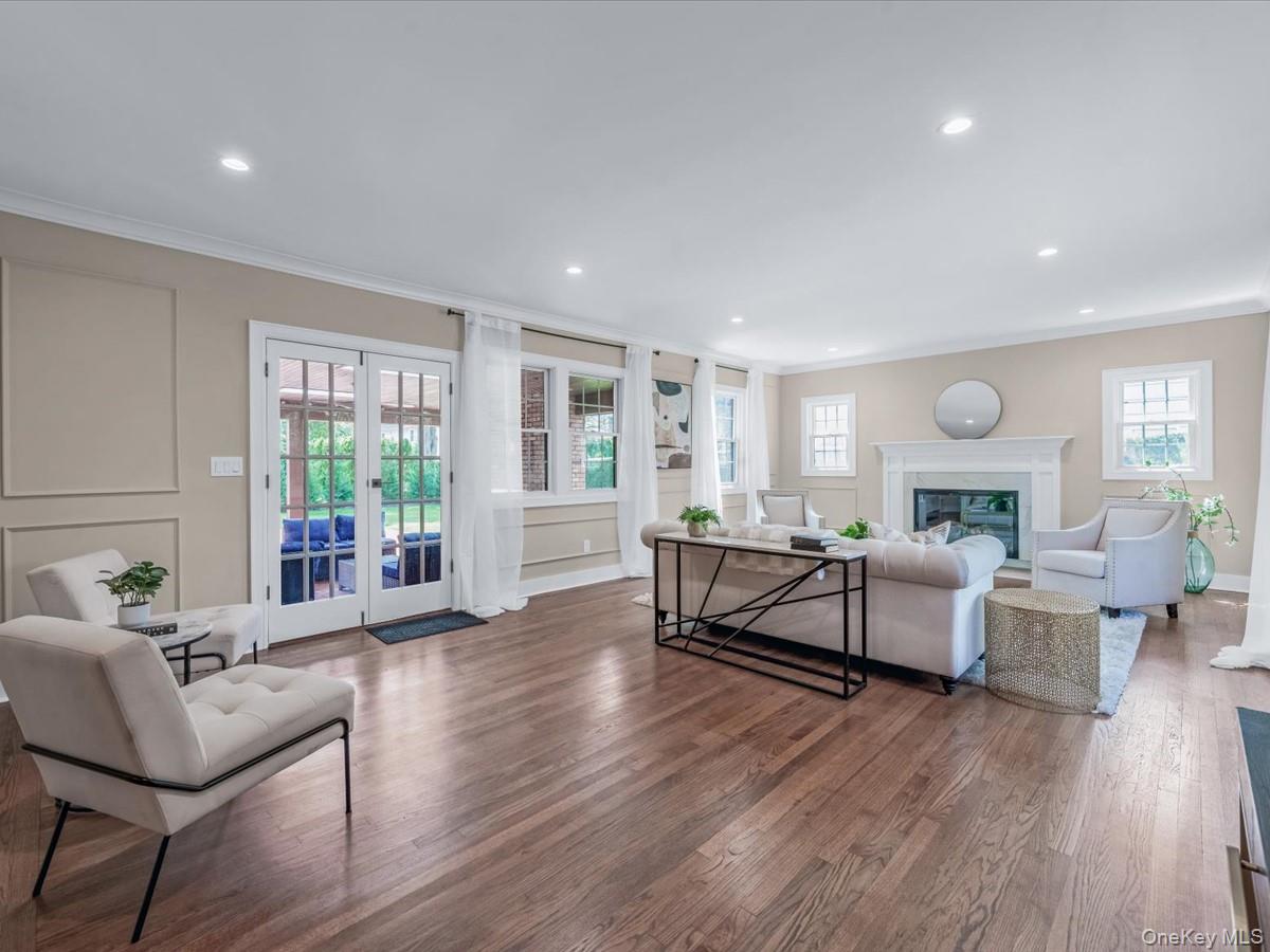 236 Stewart Avenue, Garden City, NY 11530