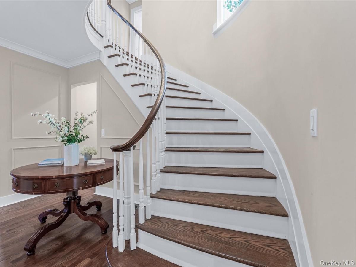 236 Stewart Avenue, Garden City, NY 11530