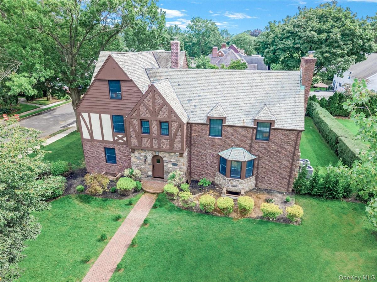 236 Stewart Avenue, Garden City, NY 11530