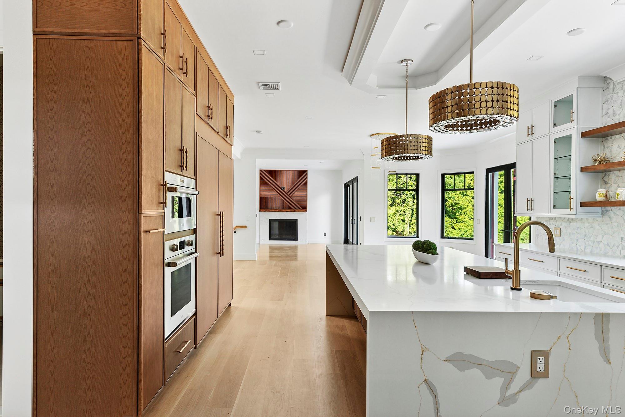 26 Saint Andrews Court, Old Westbury, NY 11568