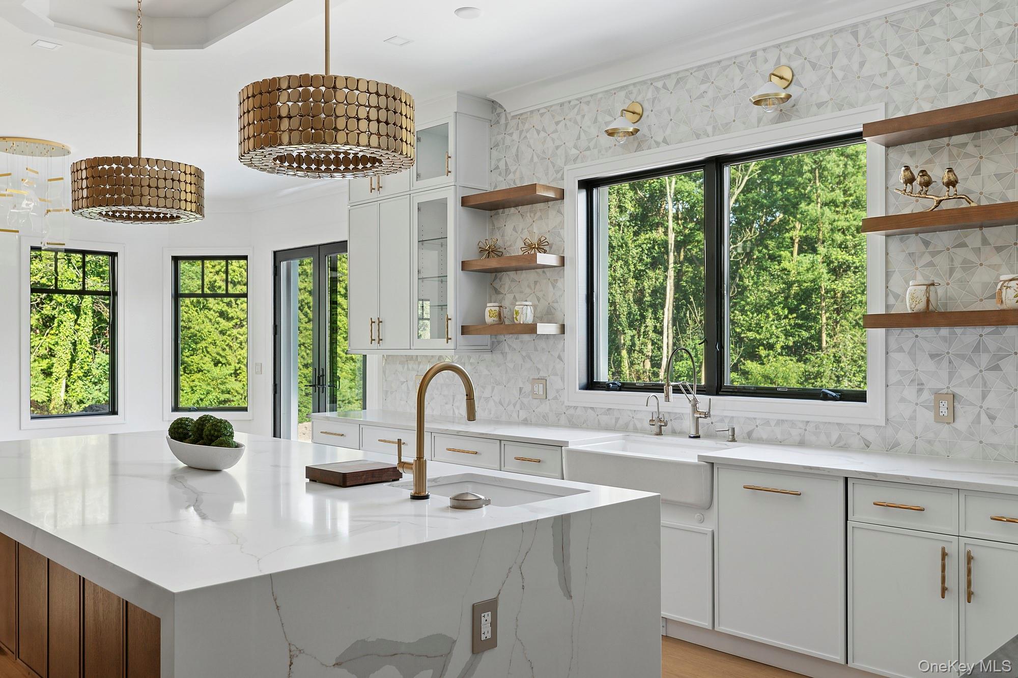 26 Saint Andrews Court, Old Westbury, NY 11568