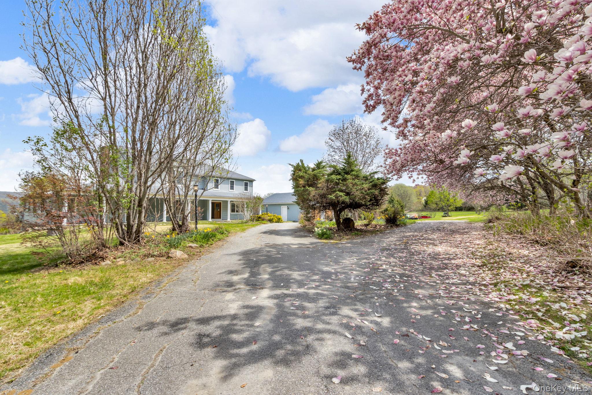 172 Cornwall Hill Road, Patterson, NY 12563