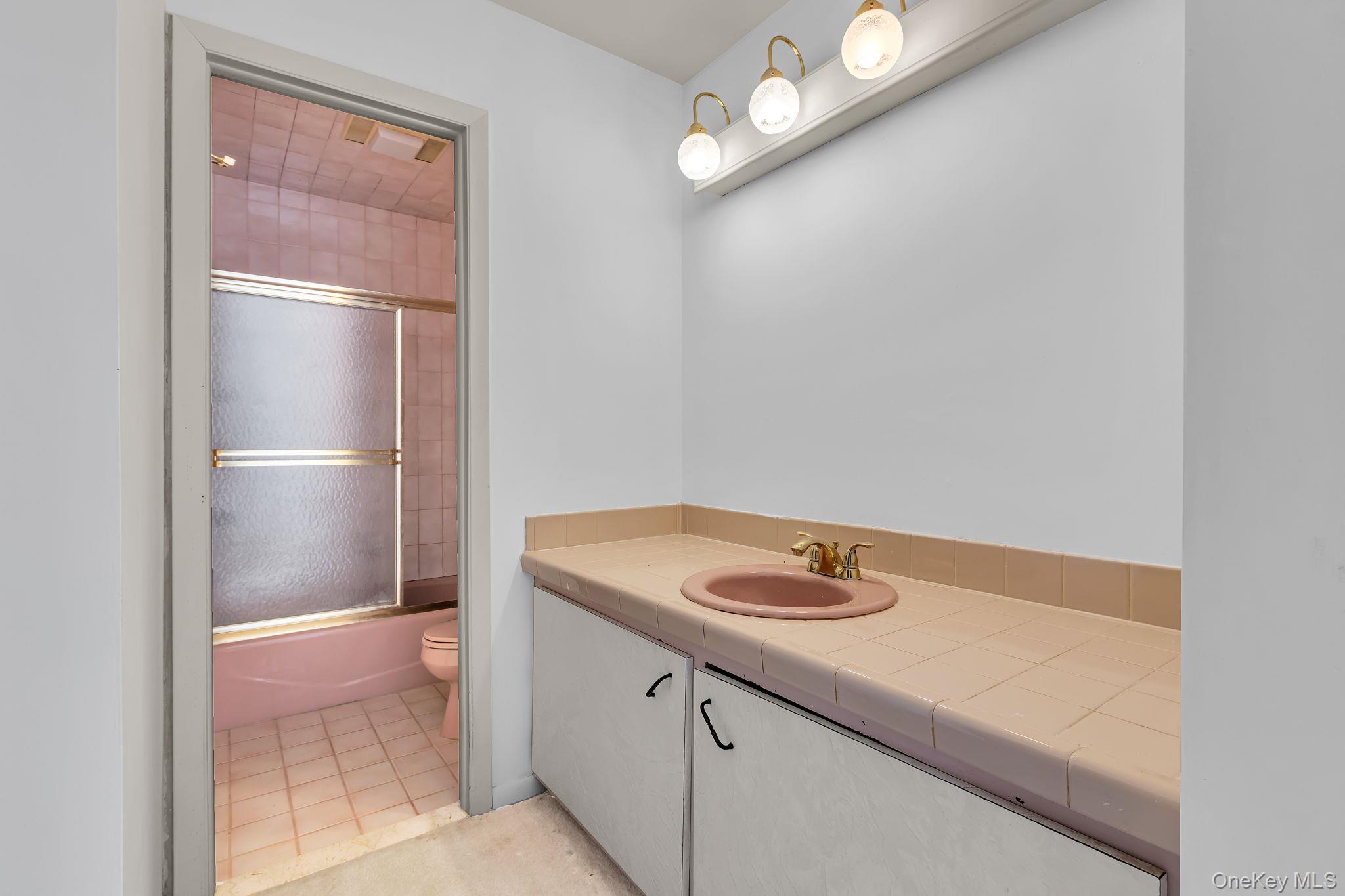 172 Cornwall Hill Road, Patterson, NY 12563