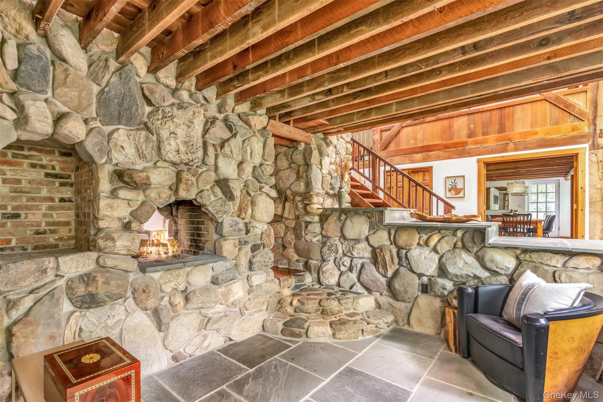 880 W Mill Road, Mattituck, NY 11952