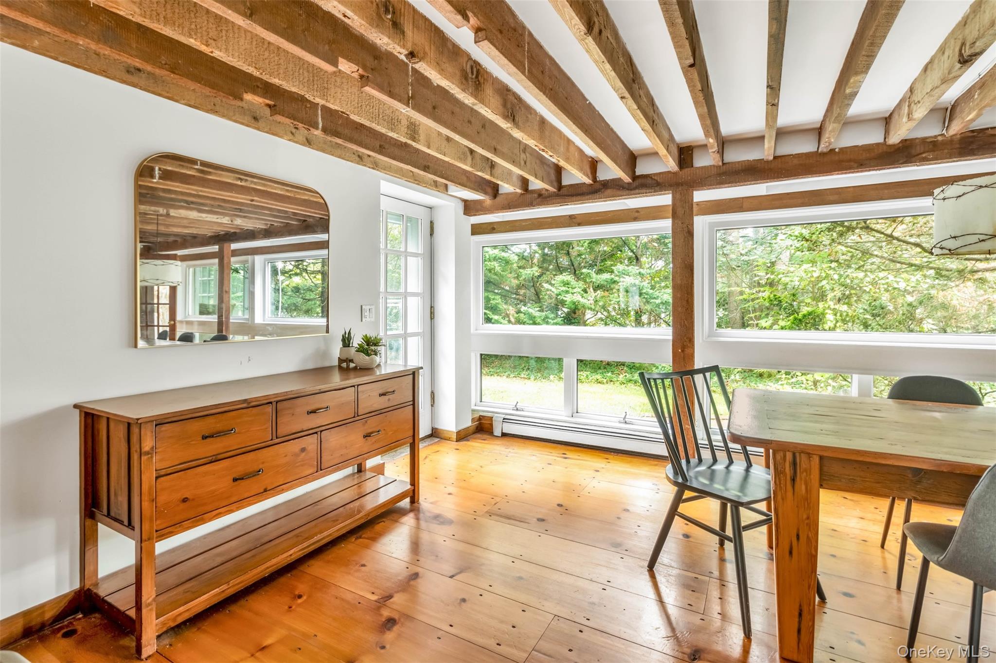 880 W Mill Road, Mattituck, NY 11952