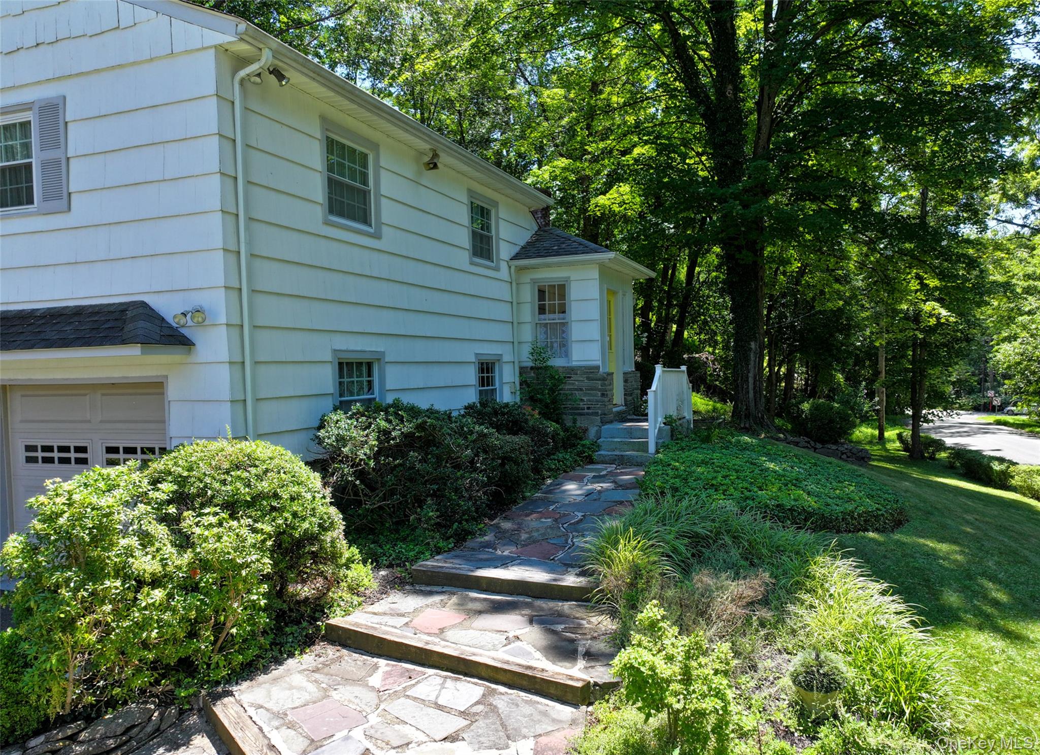 14 Cherie Lane, New Windsor, NY 12553