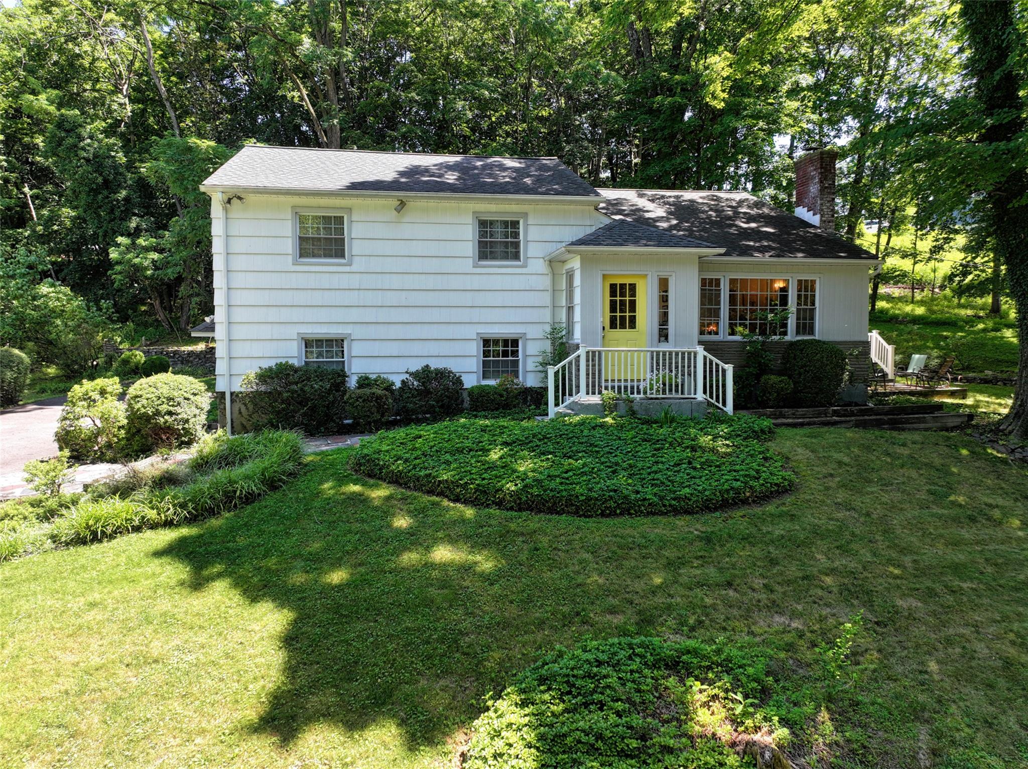 14 Cherie Lane, New Windsor, NY 12553