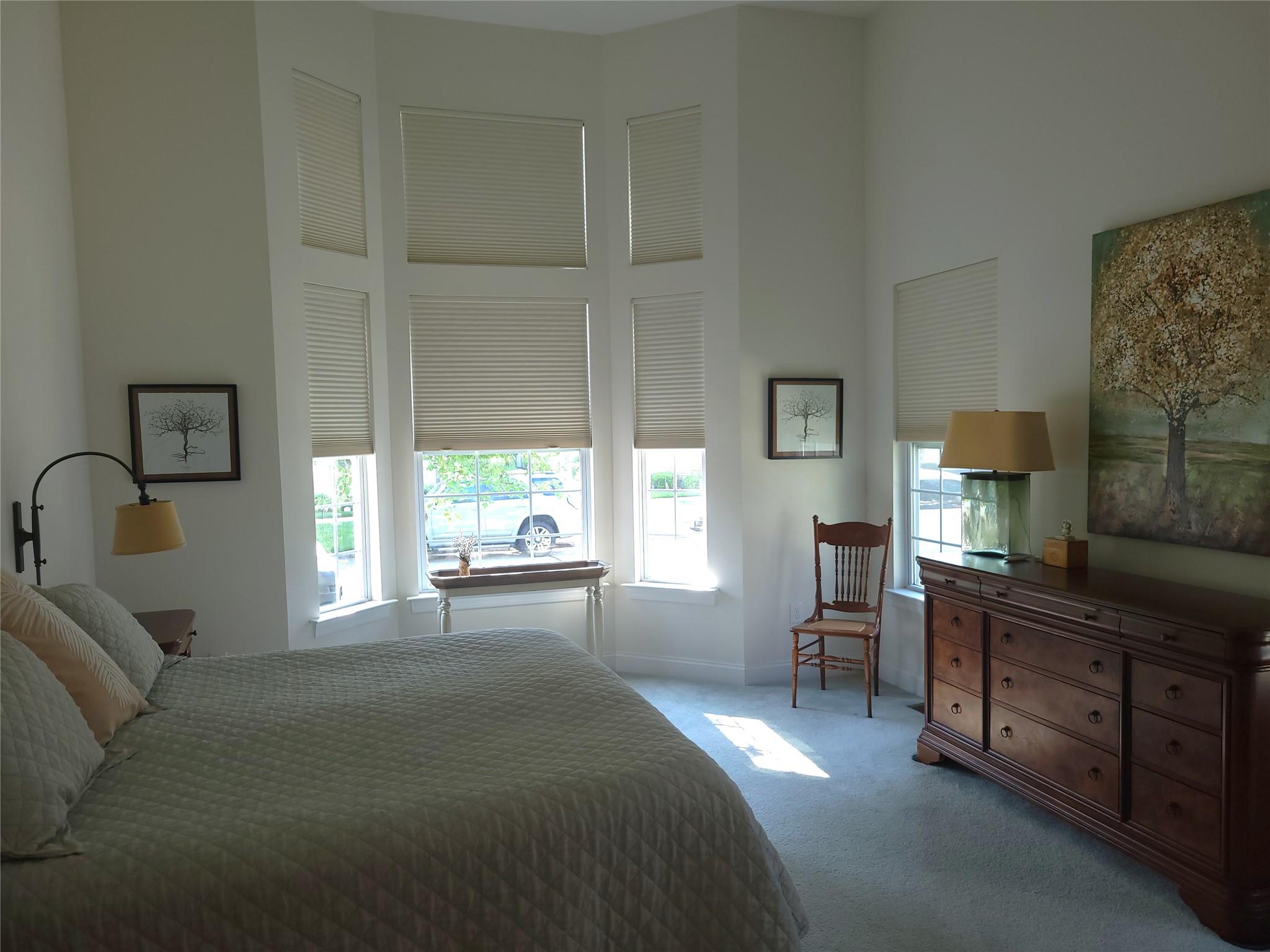 4 Toni Court, Center Moriches, NY 11934