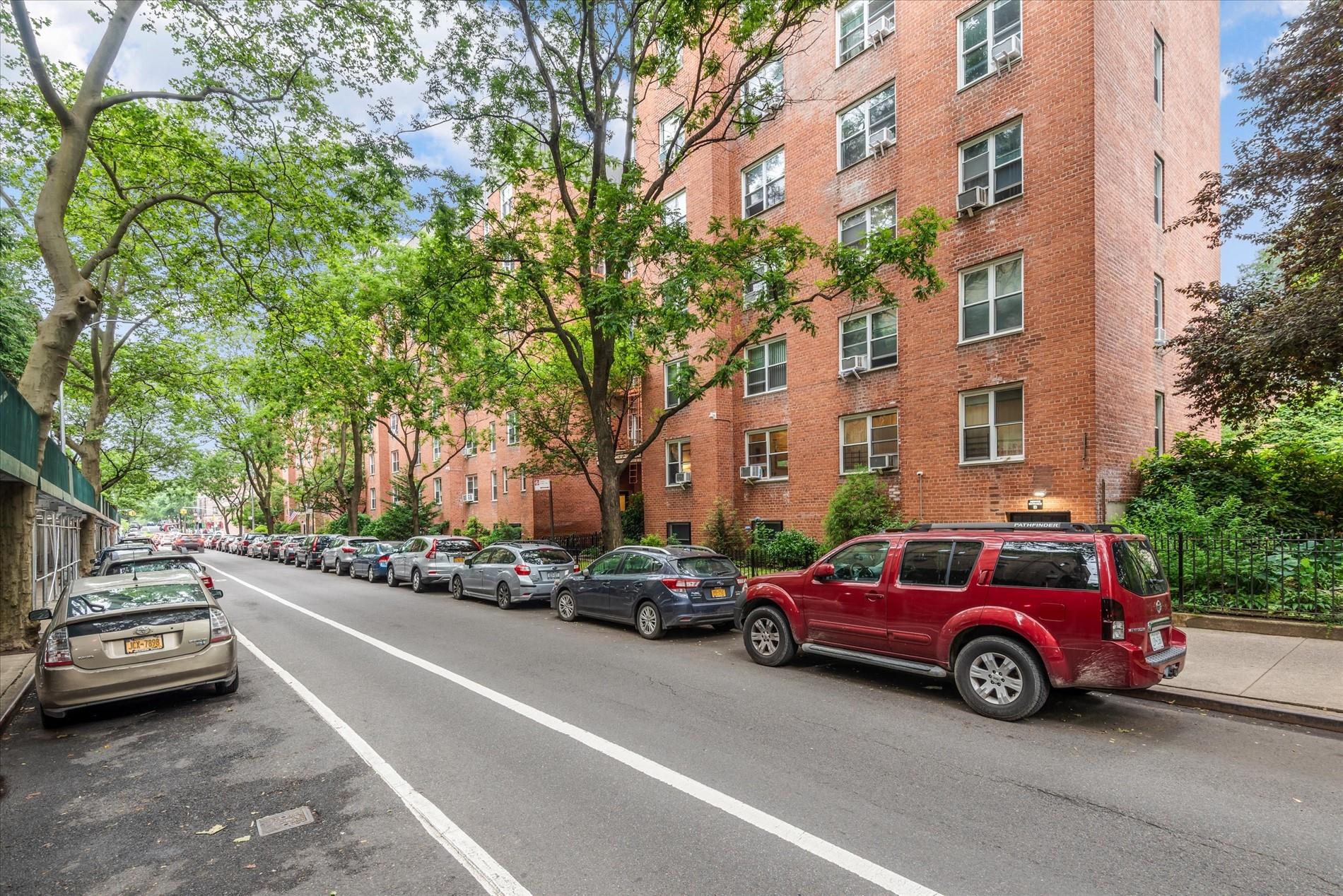 33-35 81st Street # 4A, Jackson Heights, NY 11372