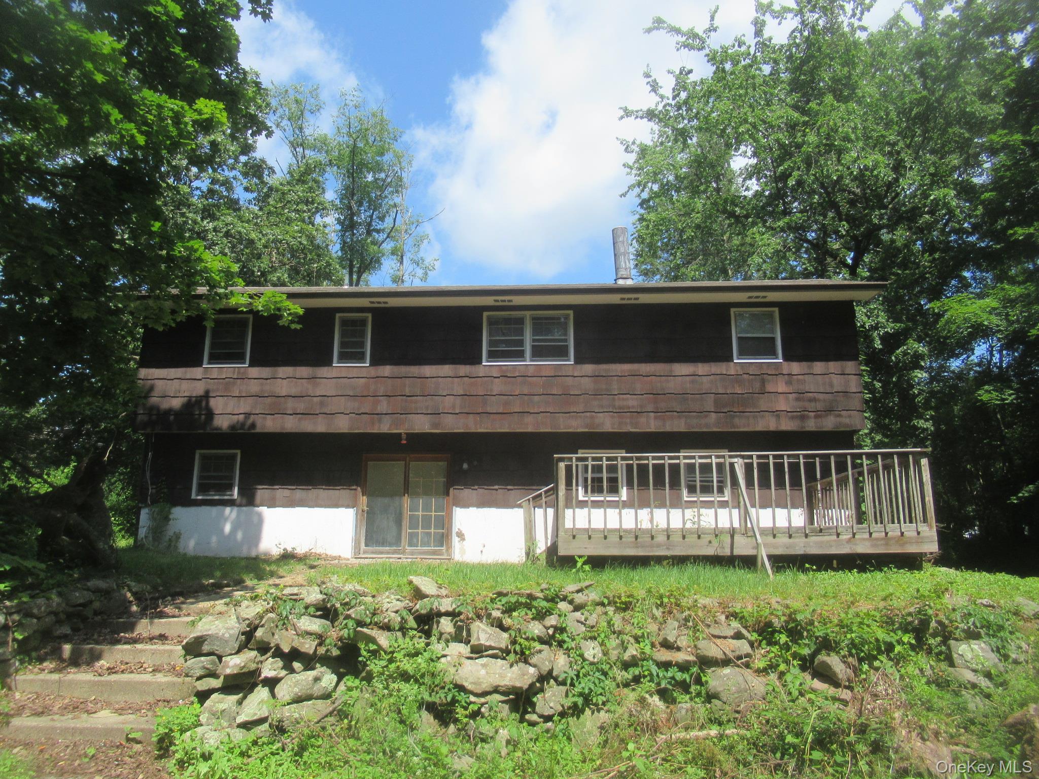 24 Edinburgh Road, Middletown, NY 10941