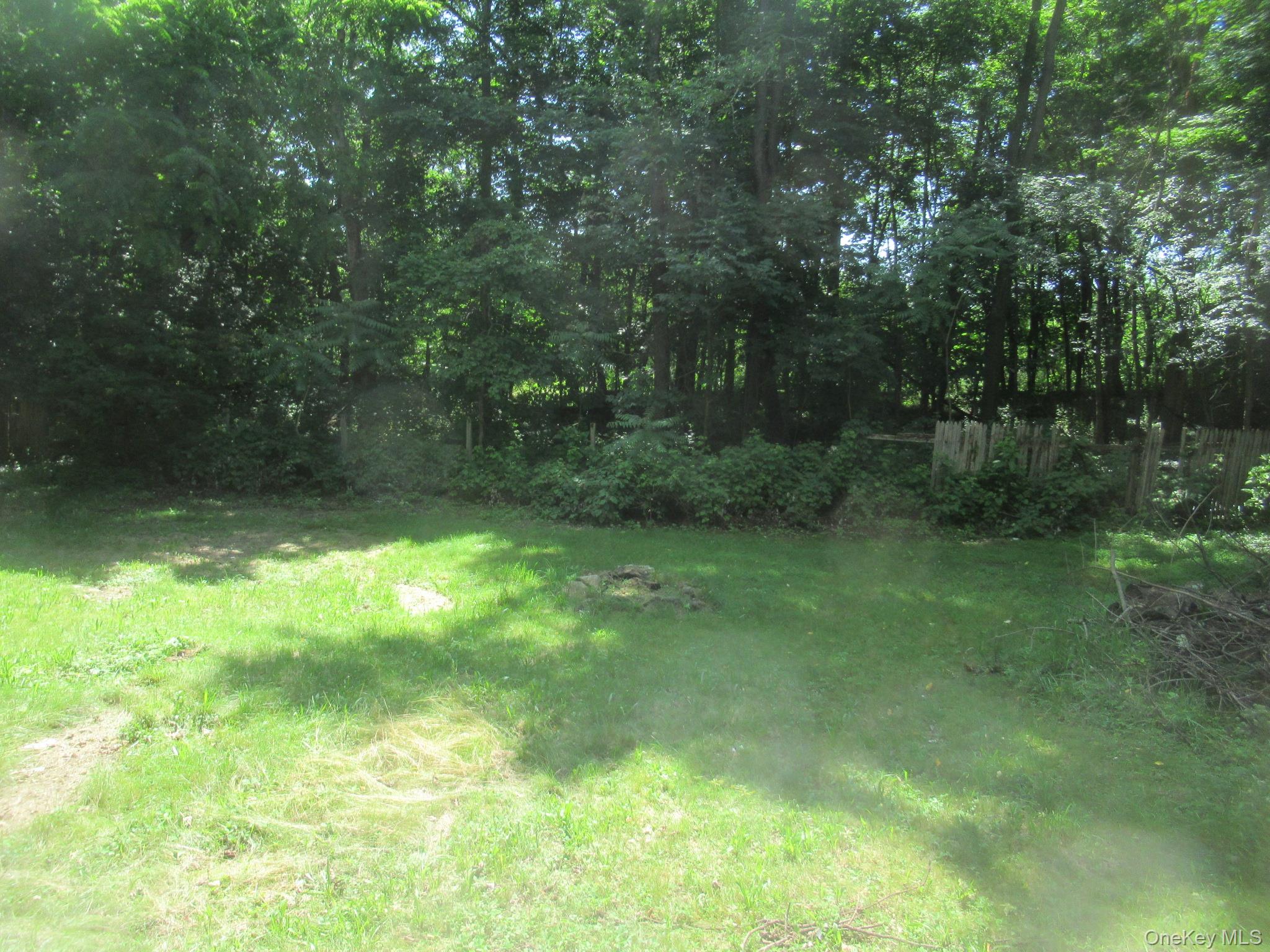 24 Edinburgh Road, Middletown, NY 10941