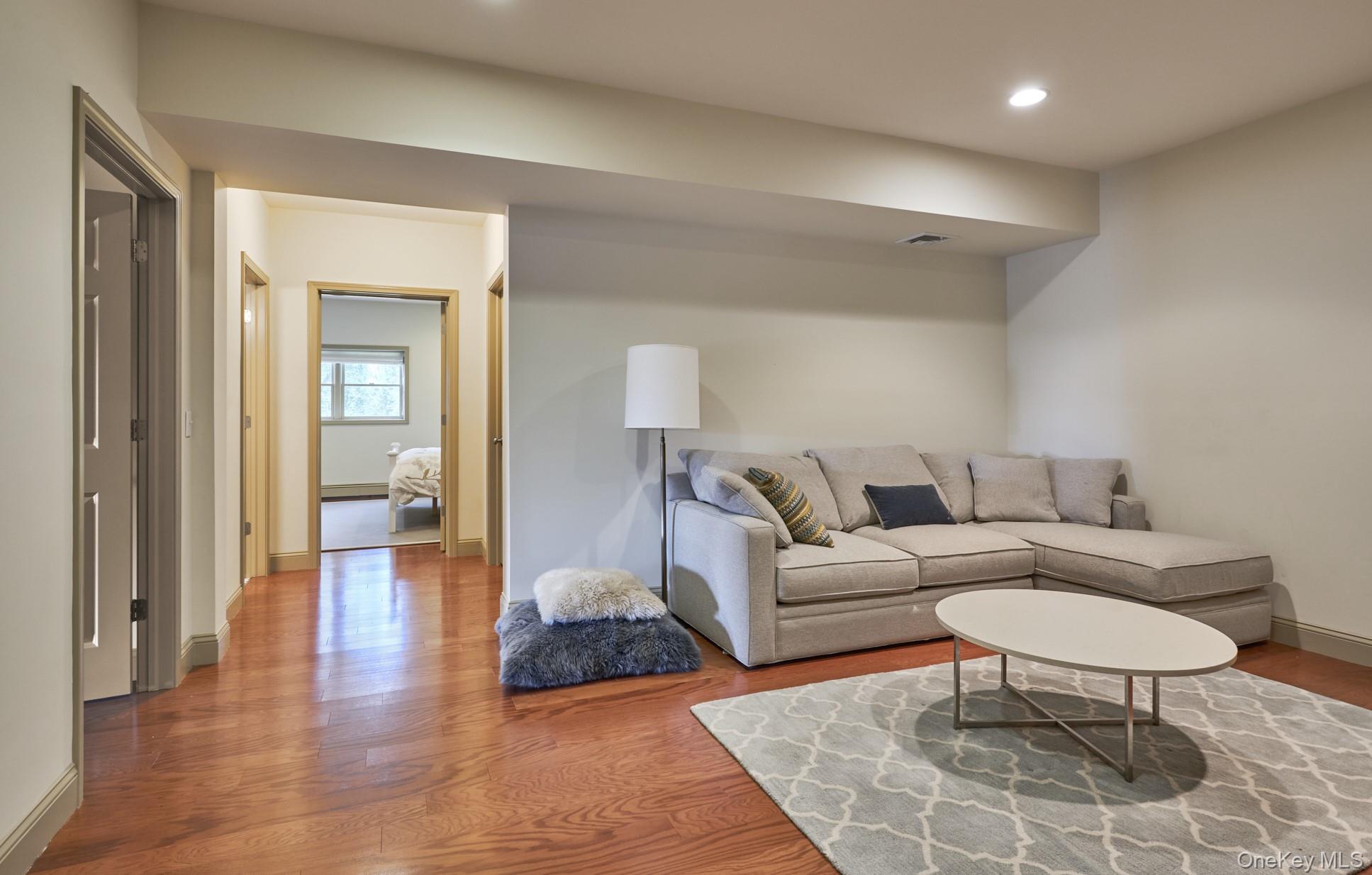 143 Bedell, Poughkeepsie, NY 12603