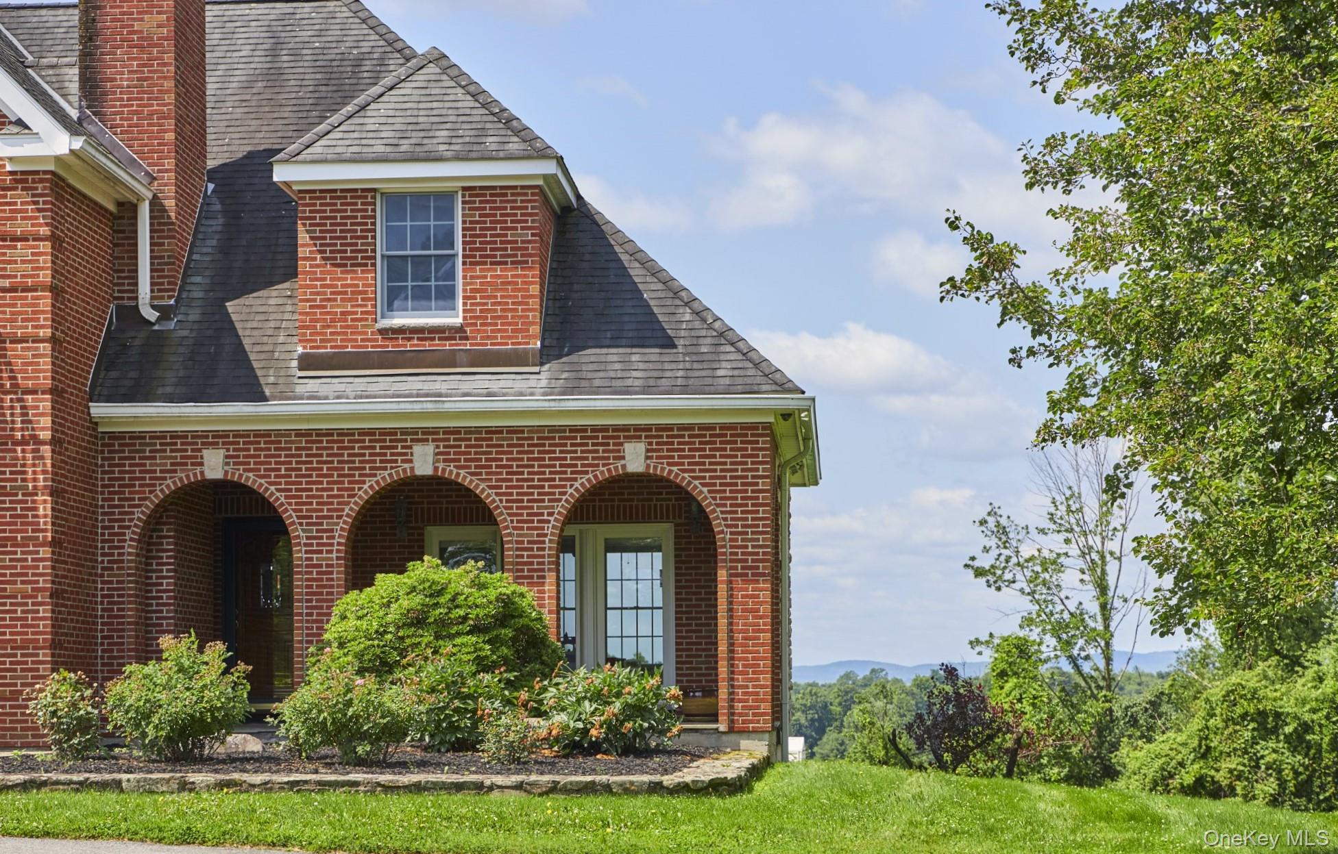 143 Bedell, Poughkeepsie, NY 12603