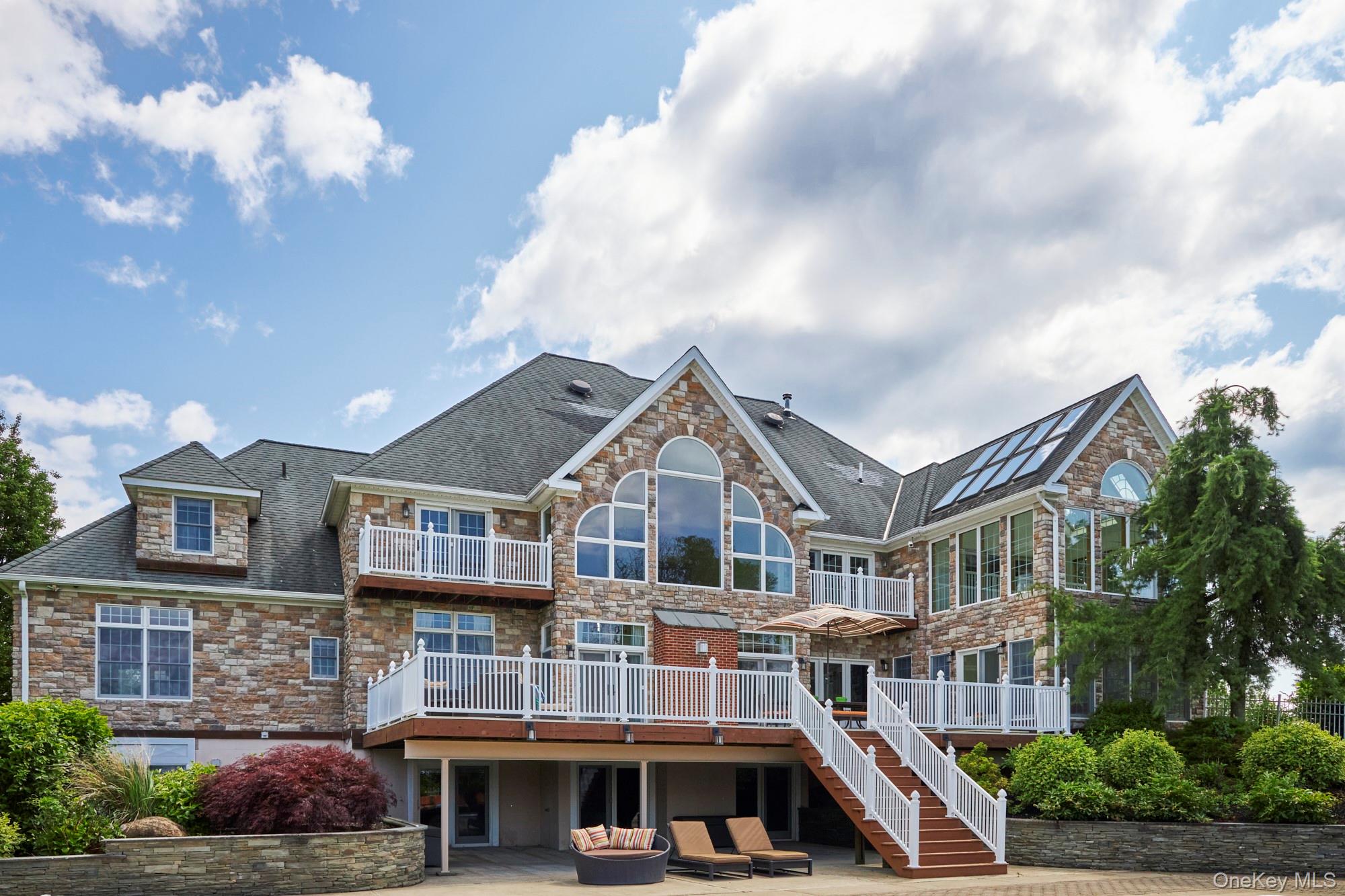 143 Bedell, Poughkeepsie, NY 12603