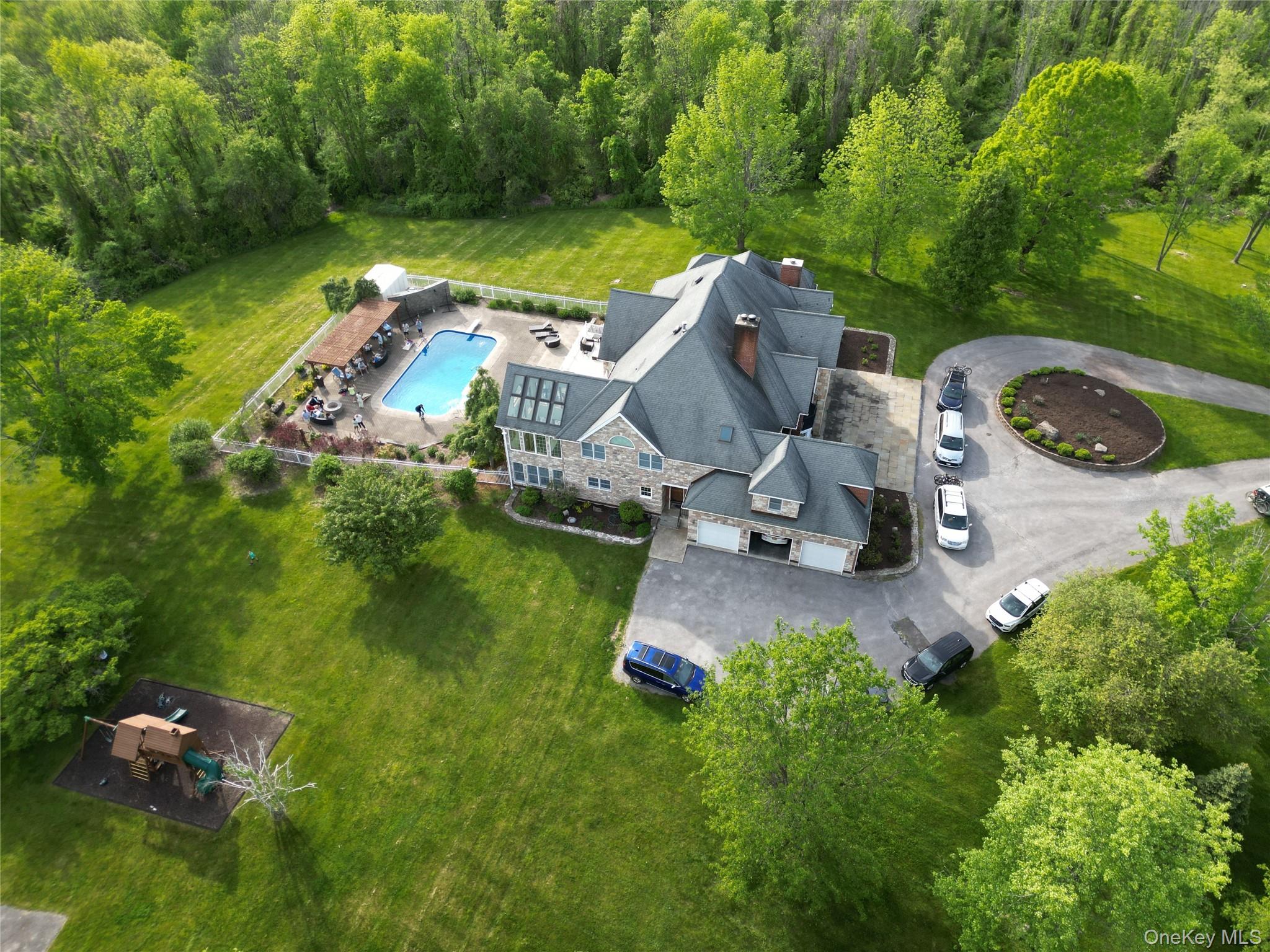 143 Bedell, Poughkeepsie, NY 12603