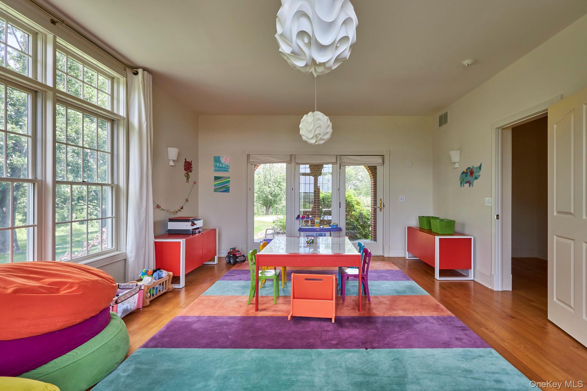 143 Bedell, Poughkeepsie, NY 12603