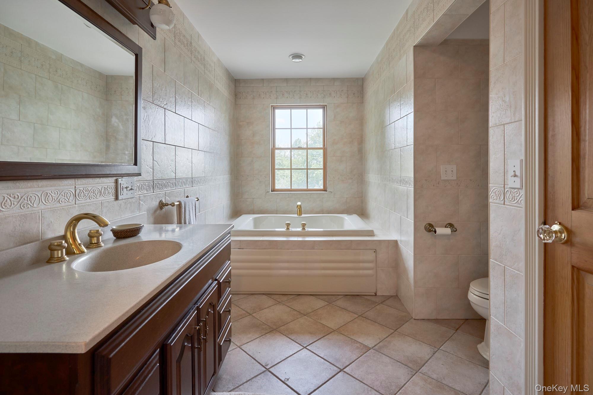 143 Bedell, Poughkeepsie, NY 12603