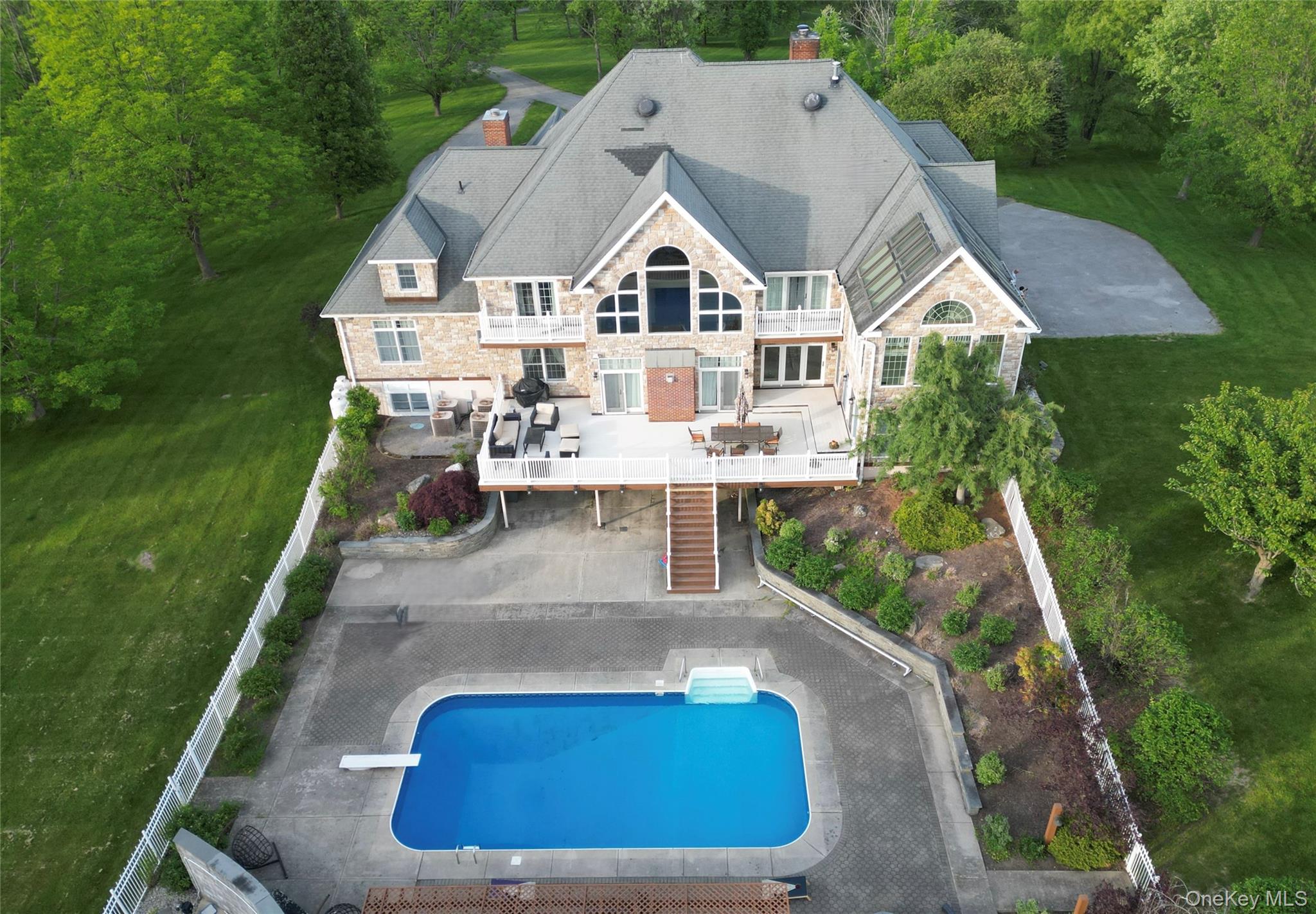 143 Bedell, Poughkeepsie, NY 12603