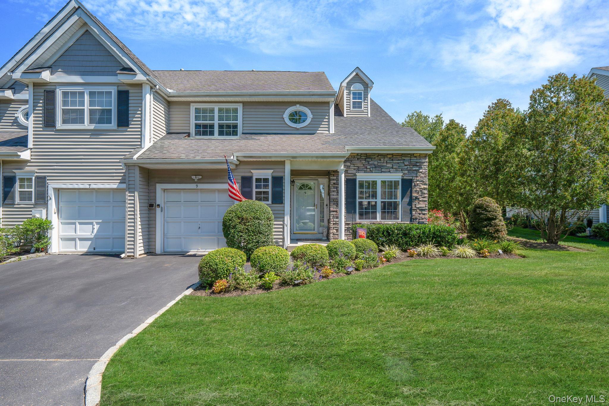 9 Scarborough Drive, Smithtown, NY 11787