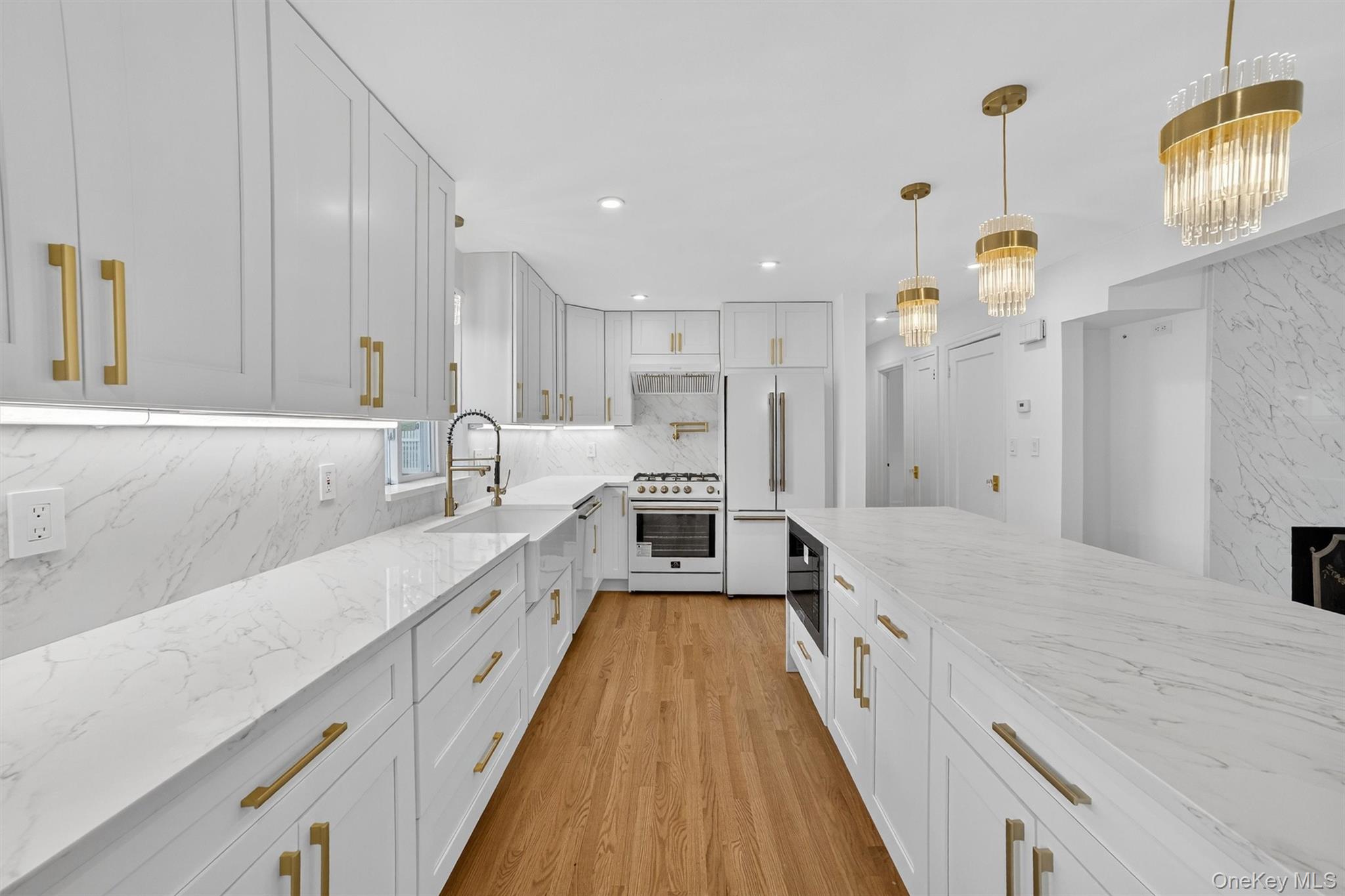 15 Benedict Avenue, Eastchester, NY 10709