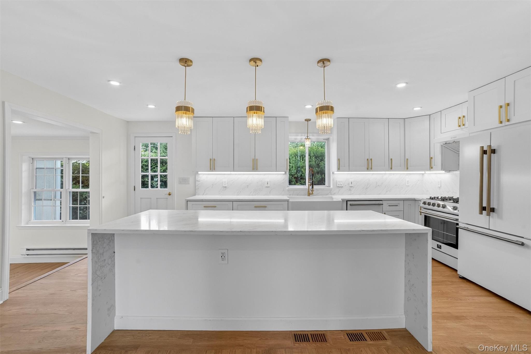 15 Benedict Avenue, Eastchester, NY 10709